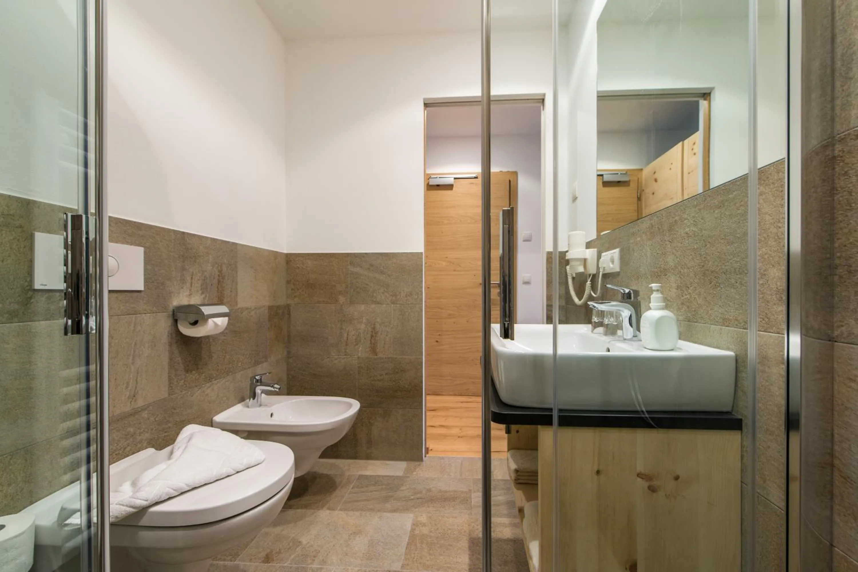 Shower in Hotel Antholzerhof