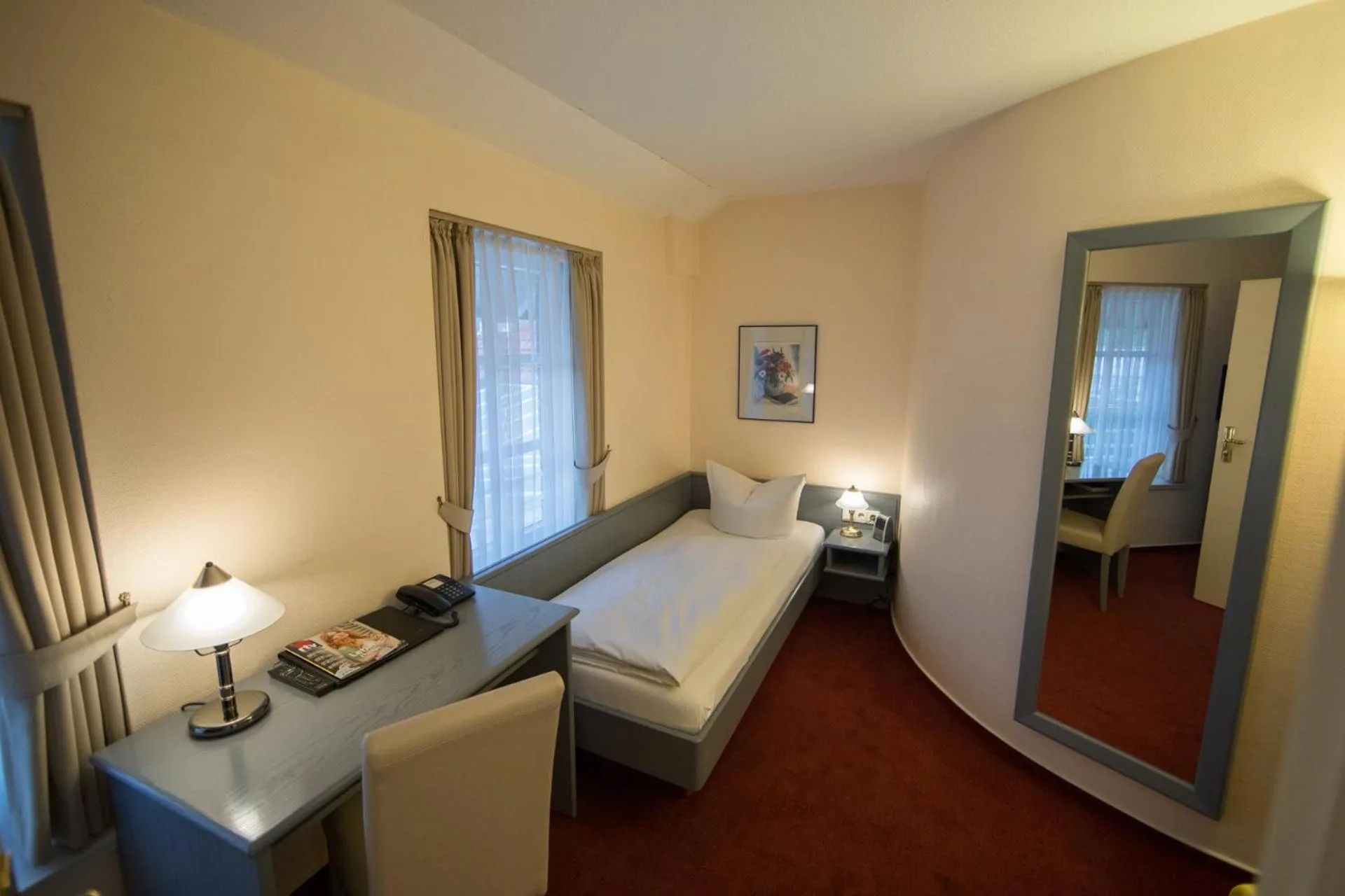 Photo of the whole room, Bed in Altes Landhaus