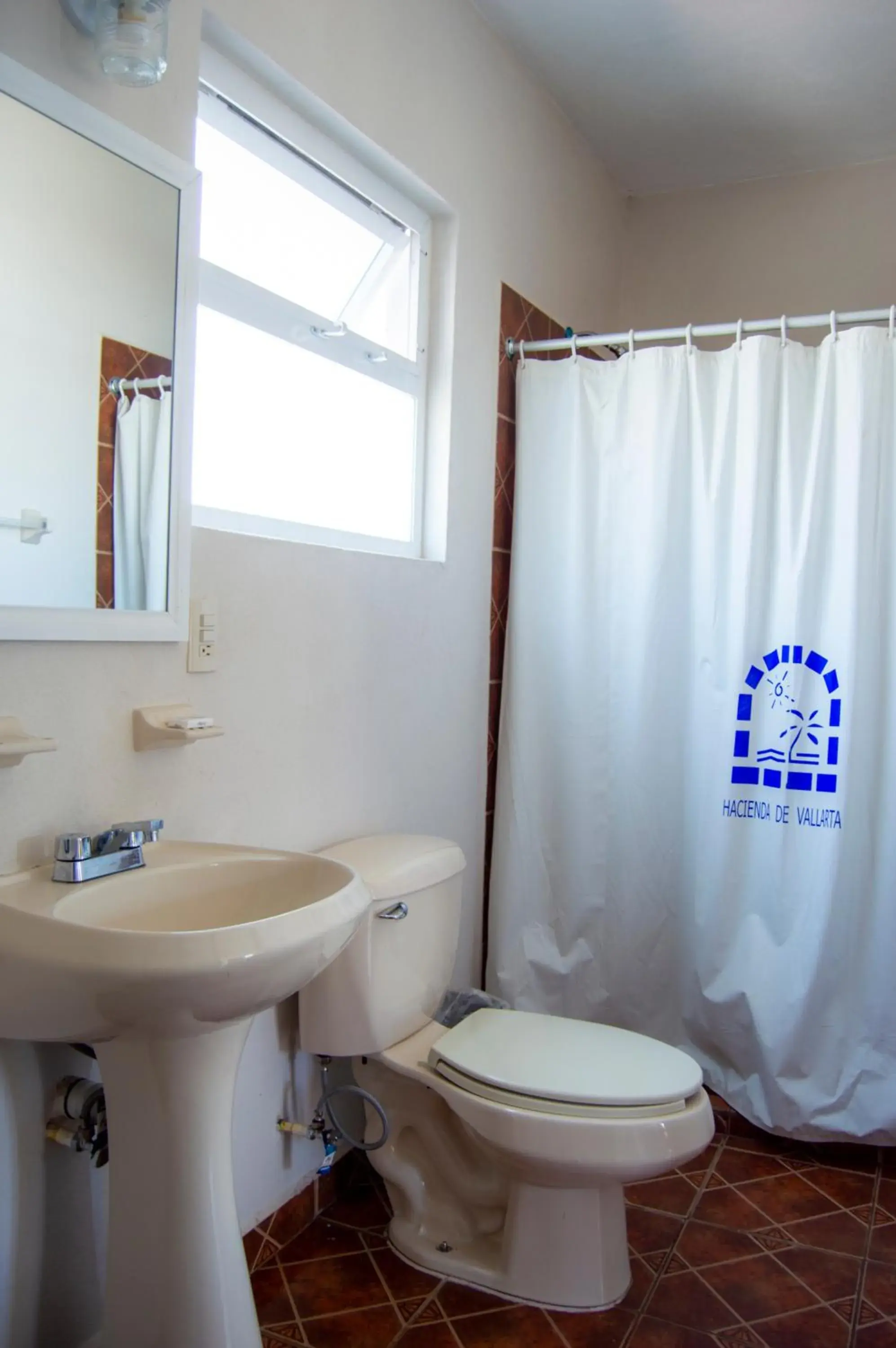 Standard Family Room in Hotel Hacienda Vallarta - Playa Las Glorias Standard Family Room in Hotel Hacienda Vallarta - Playa Las Glorias