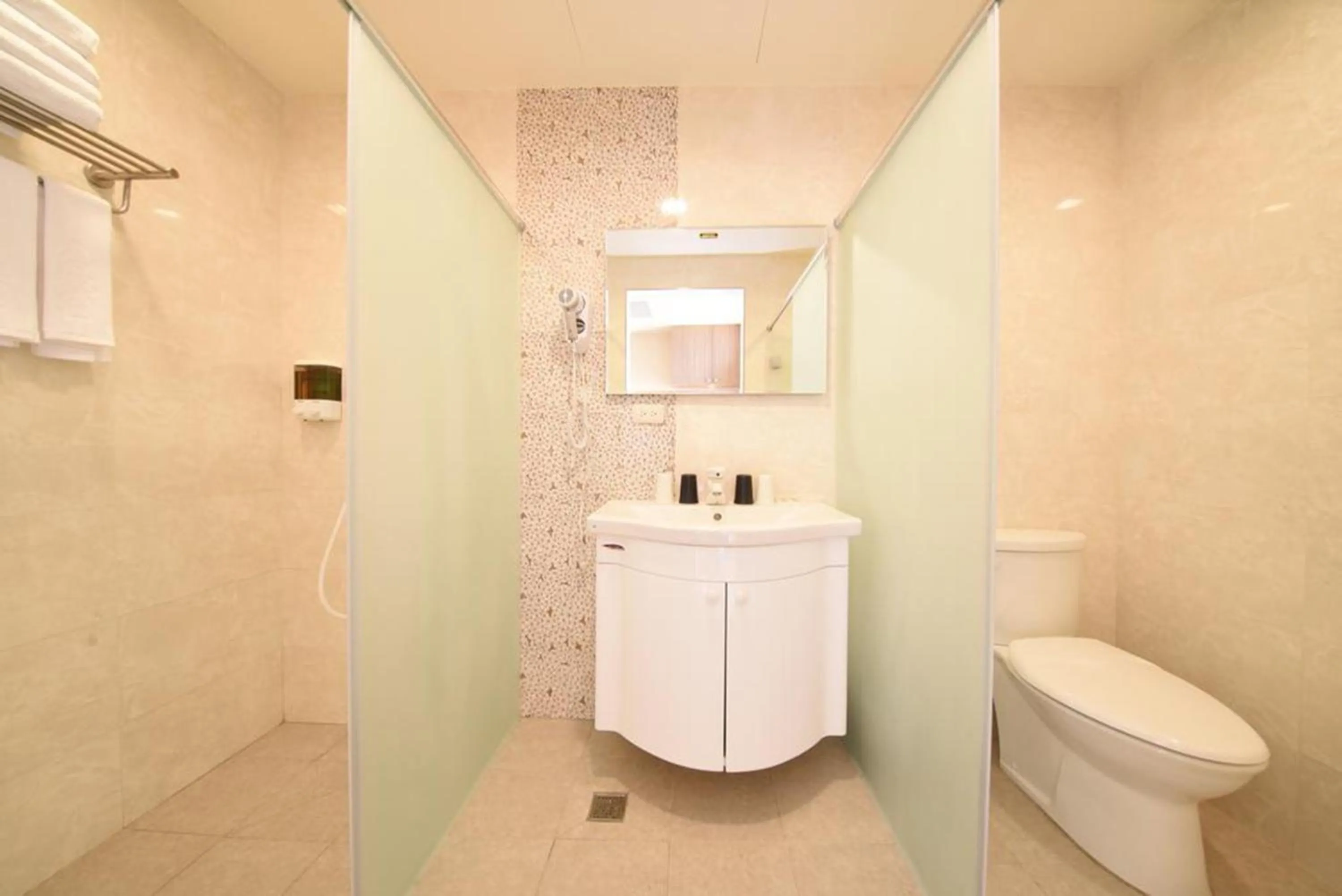 Bathroom in Chuan Cheng Castle