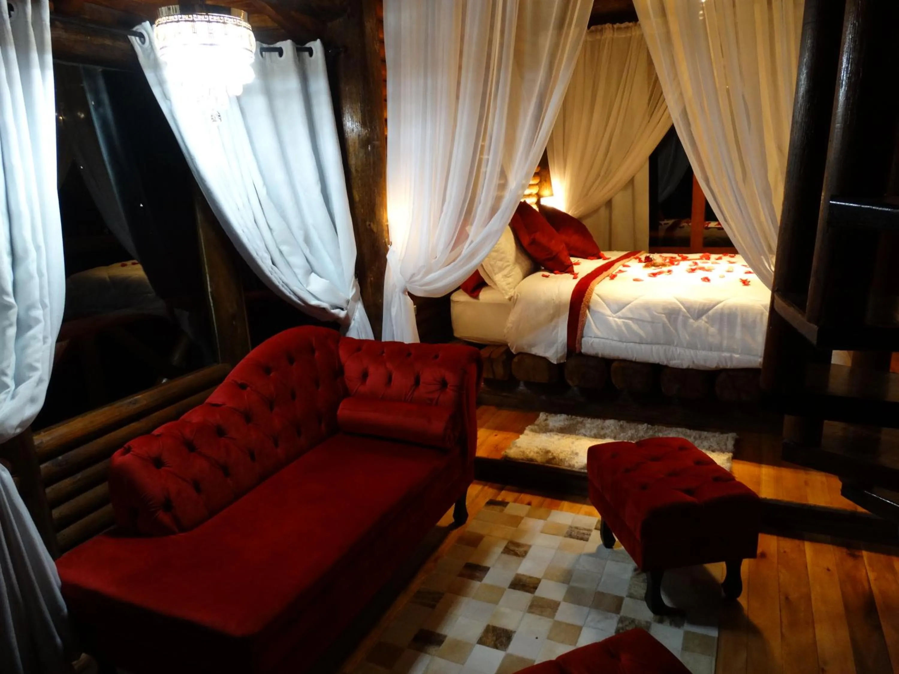 Seating area, Bed in Pousada Recanto dos Pôneis Rio Rufino Urubici