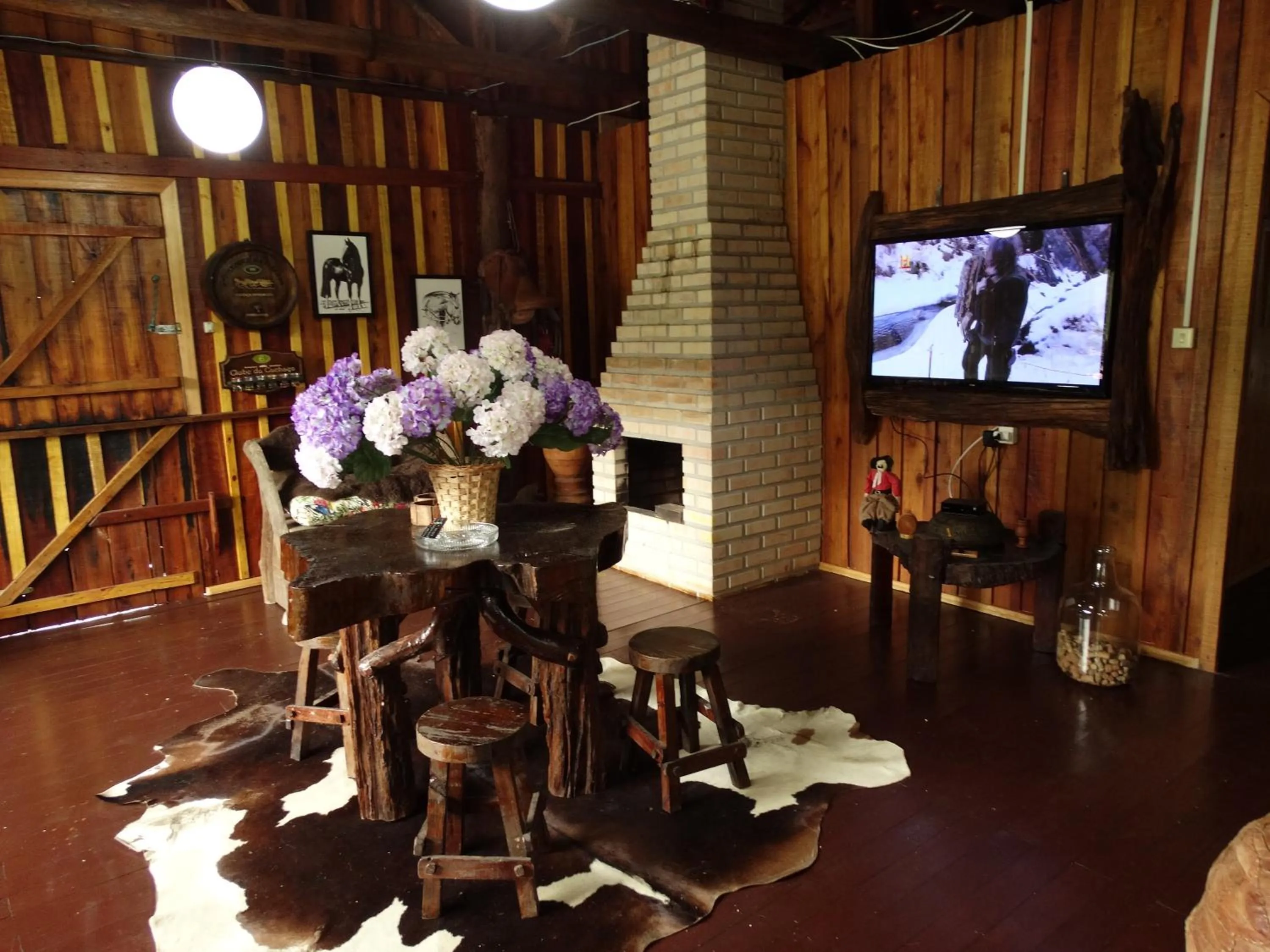 Communal lounge/ TV room in Pousada Recanto dos Pôneis Rio Rufino Urubici
