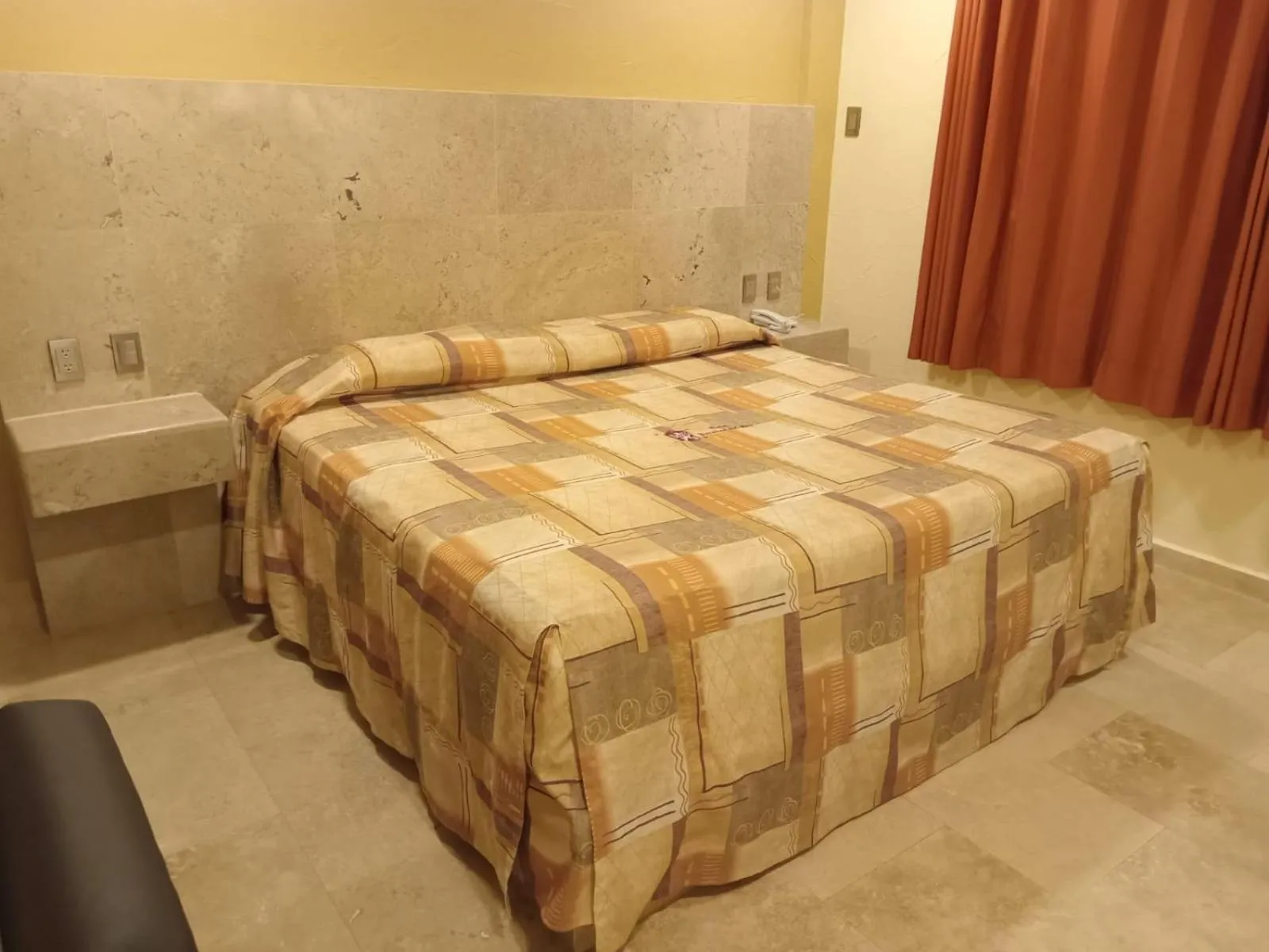 Bed in Hotel Parador del Rey