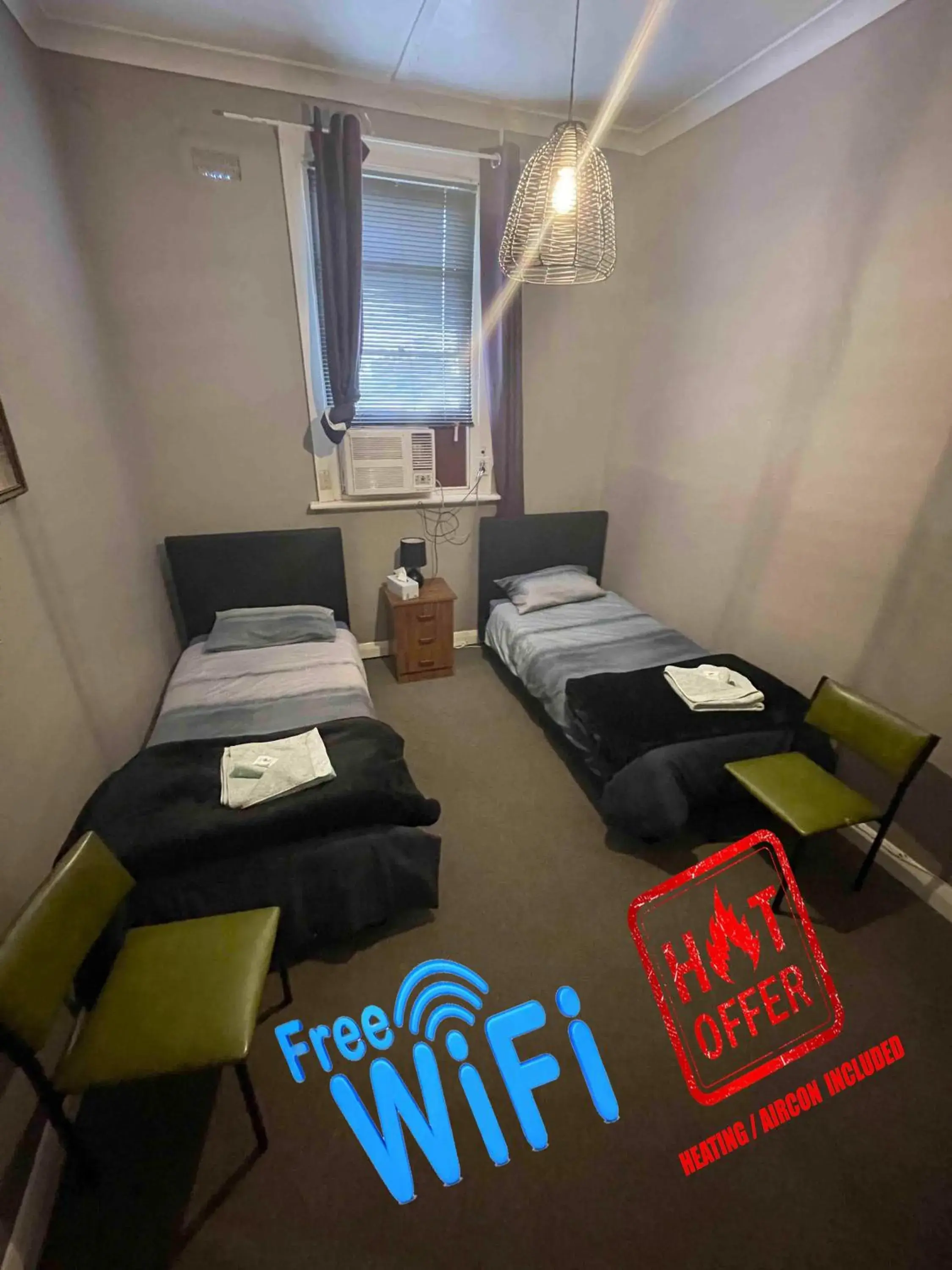 Standard Twin Room with Shared Bathroom in Kaneira Hotel Standard Twin Room with Shared Bathroom in Kaneira Hotel