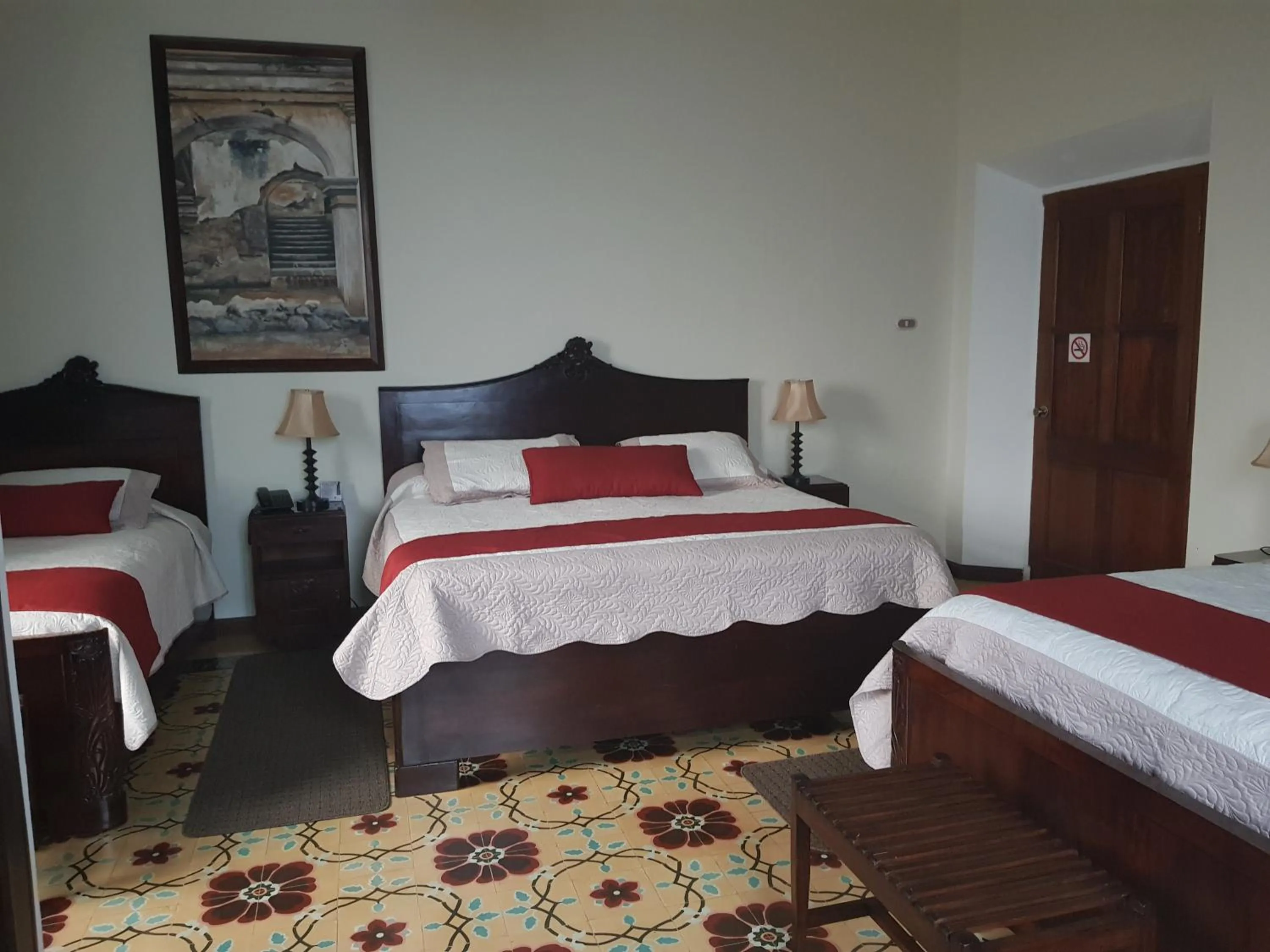 Photo of the whole room, Bed in Hotel Aurora