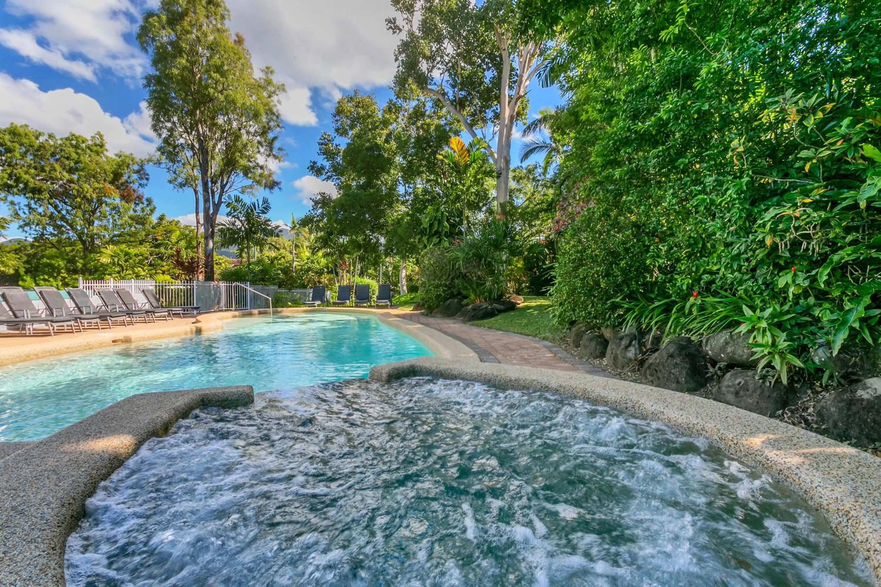 Garden in Roydon Beachfront Apartments