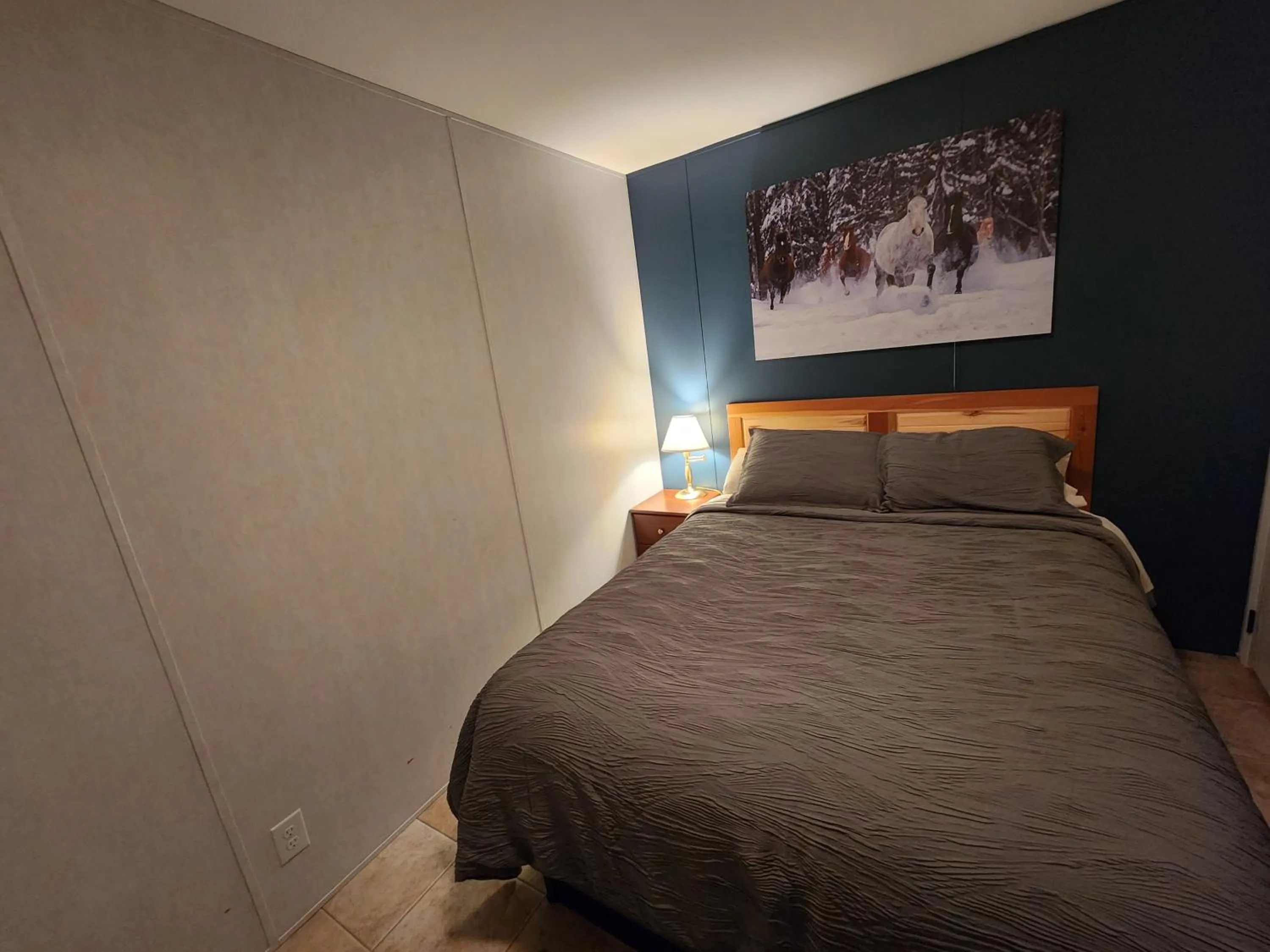 Bed in Circle R Motel