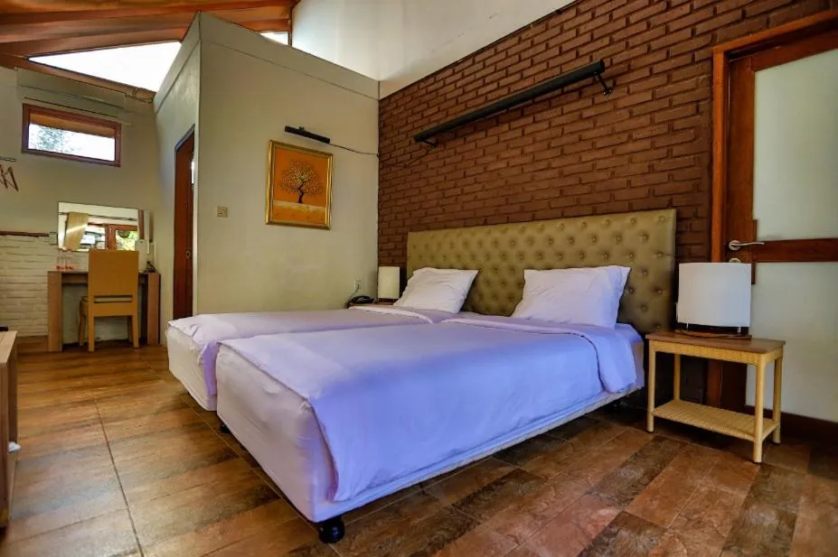 Bed in Ciwidey Valley Resort