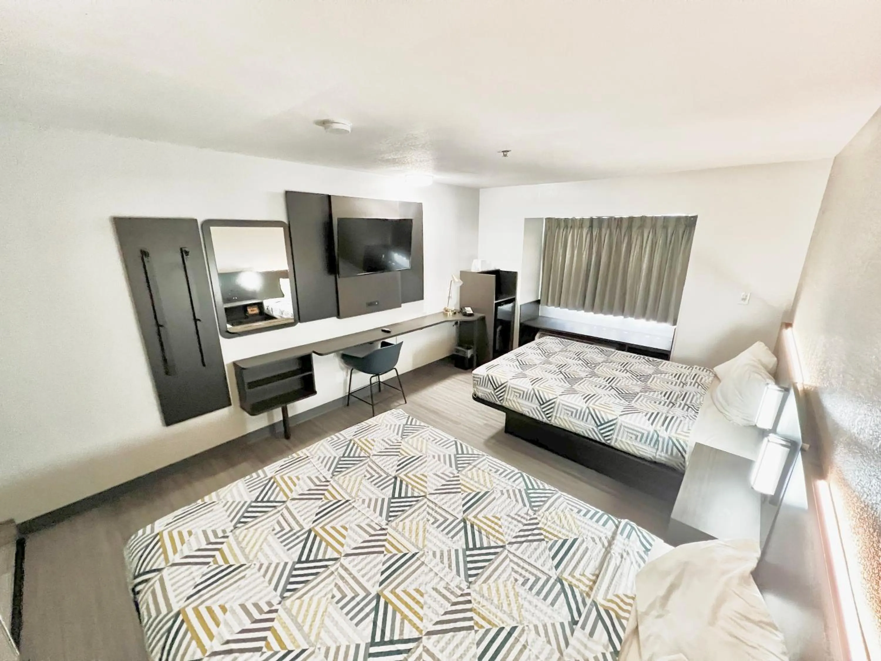 Bed in Motel 6-Simpsonville, SC - Greenville