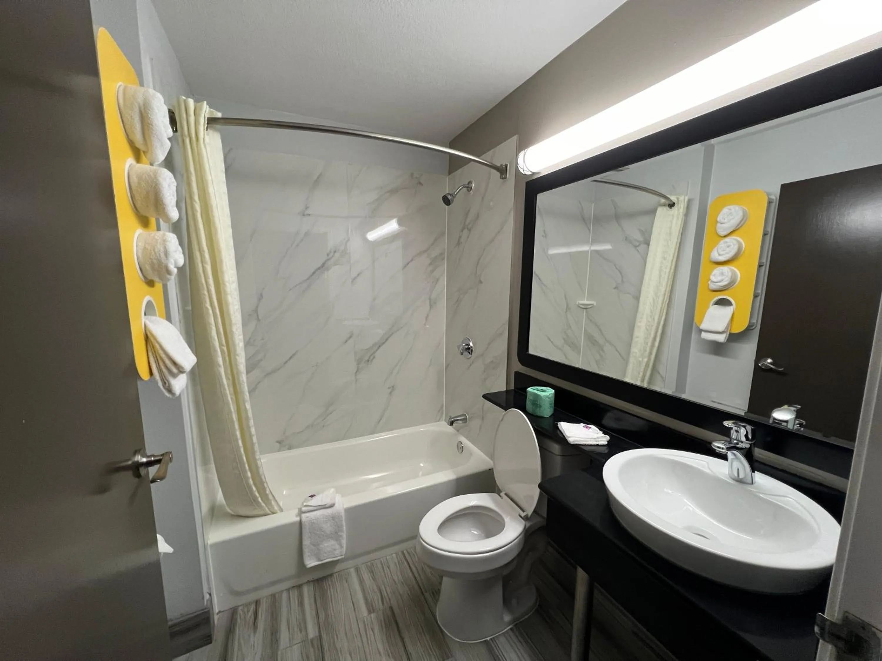 Motel 6-Simpsonville, SC - Greenville