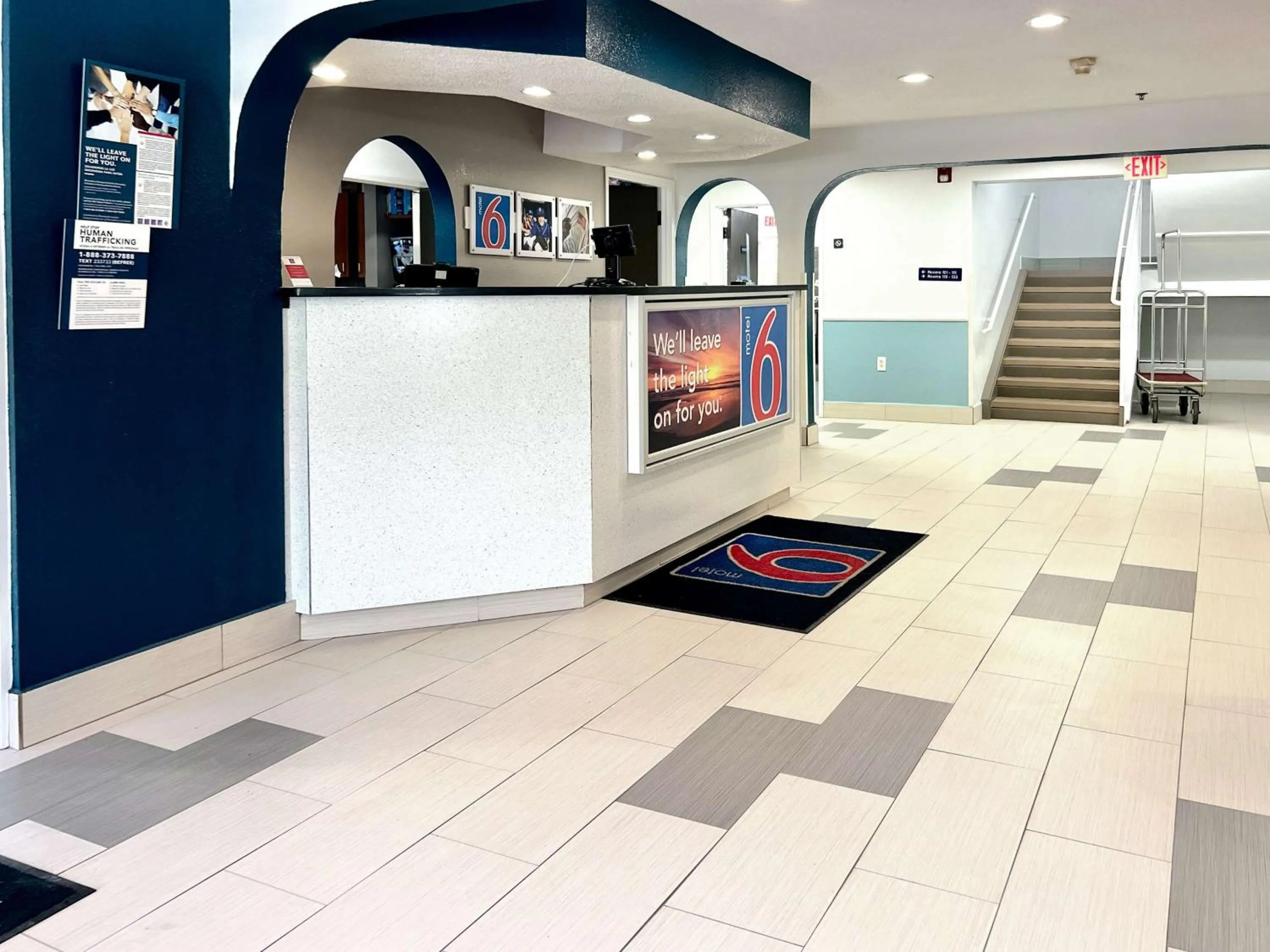 Lobby or reception in Motel 6-Simpsonville, SC - Greenville