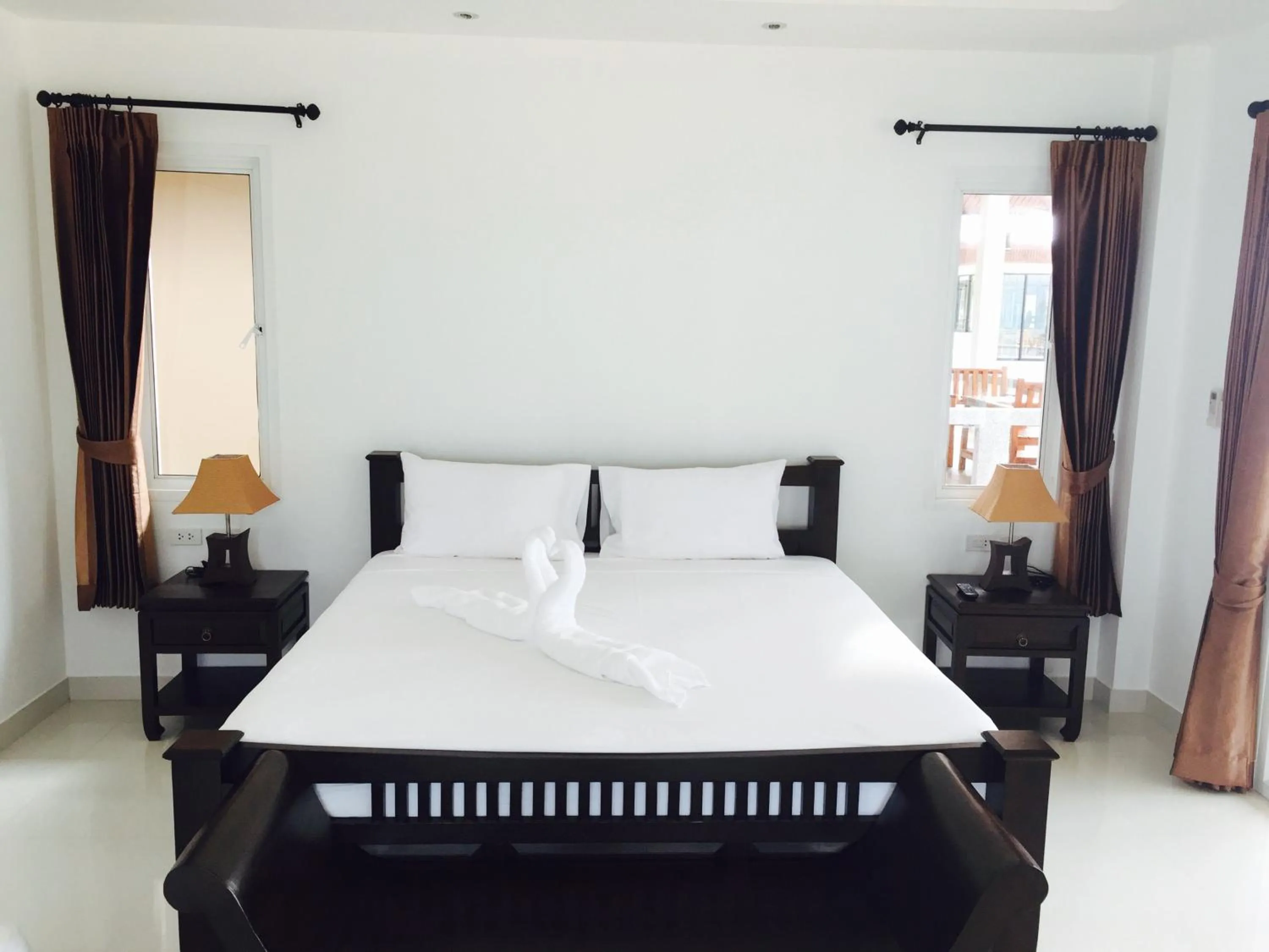 Bed in Shangrilah Bungalow