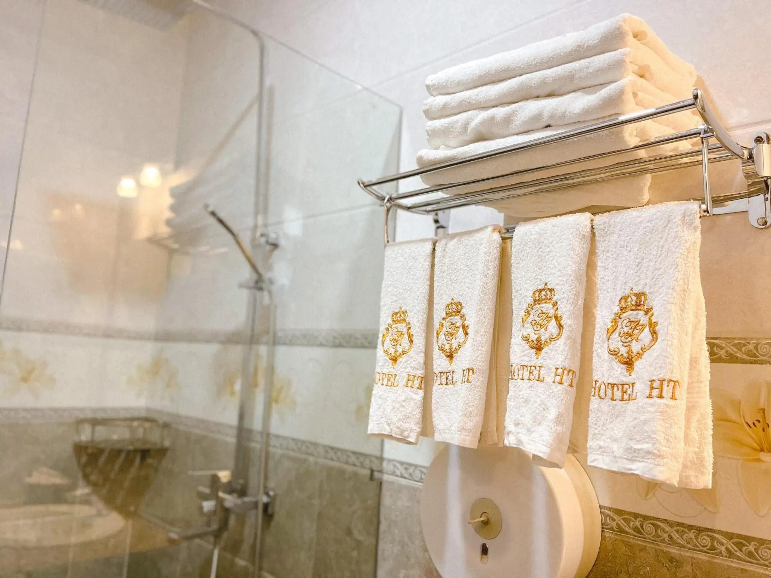 Superior Family Room in Hồng Tùng Hotel Superior Family Room in Hồng Tùng Hotel