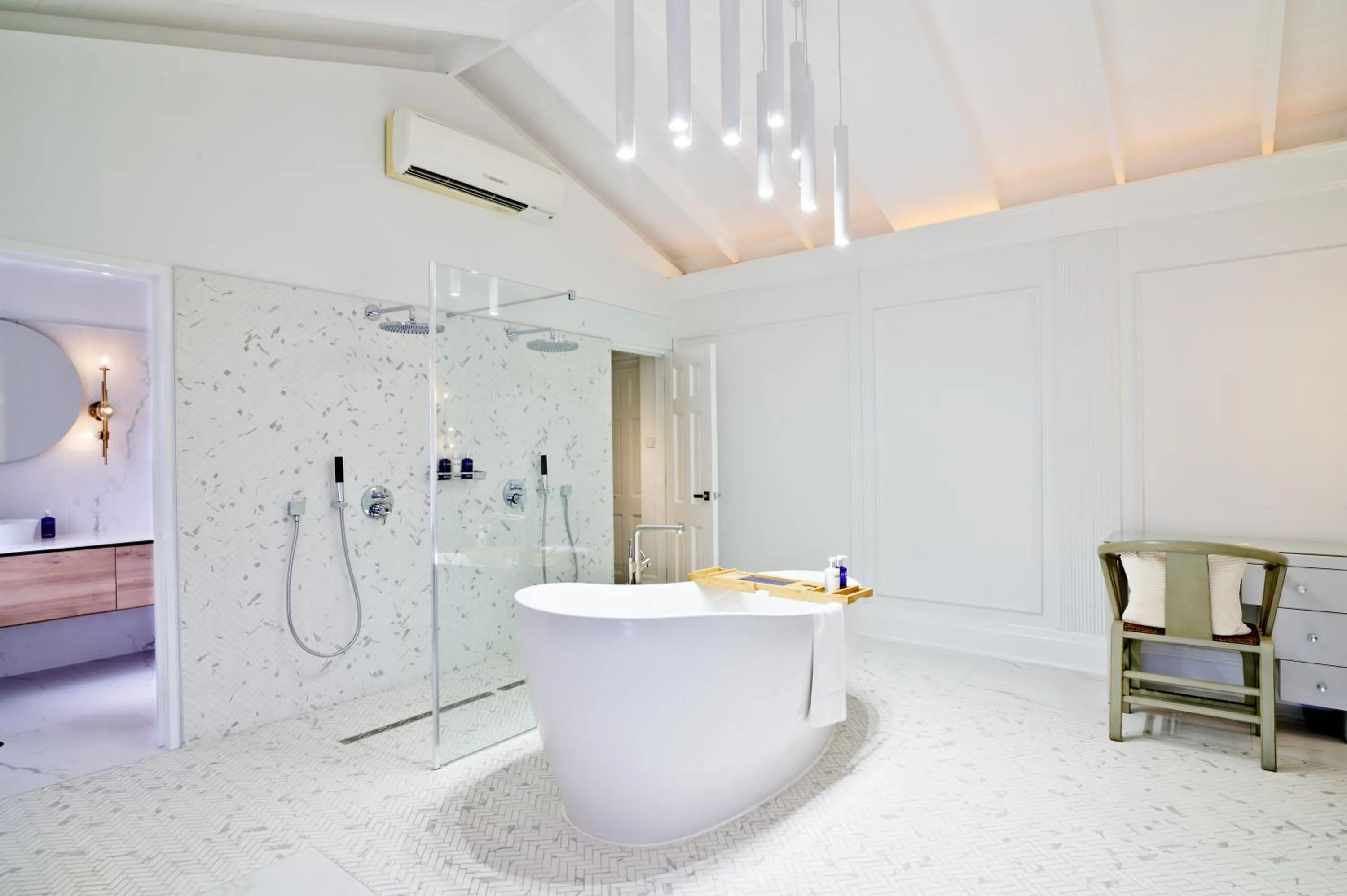 Bathroom in Calabash Hotel