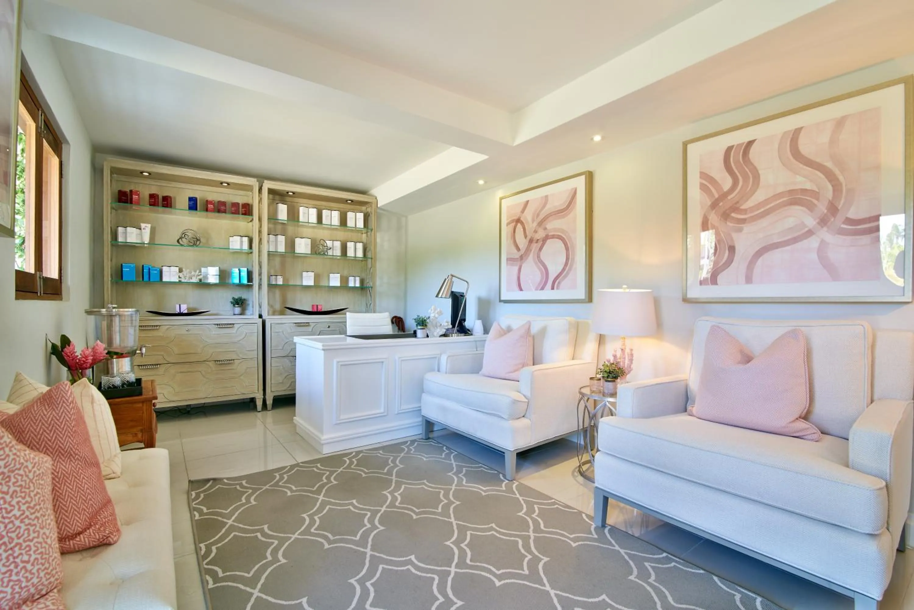 Spa and wellness centre/facilities in Calabash Hotel