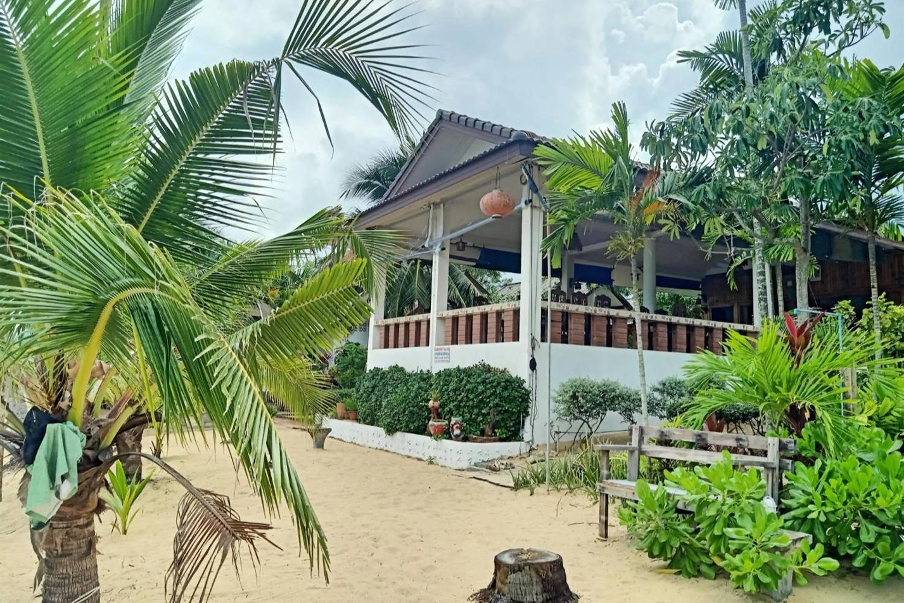 Property building in Palm Point Village