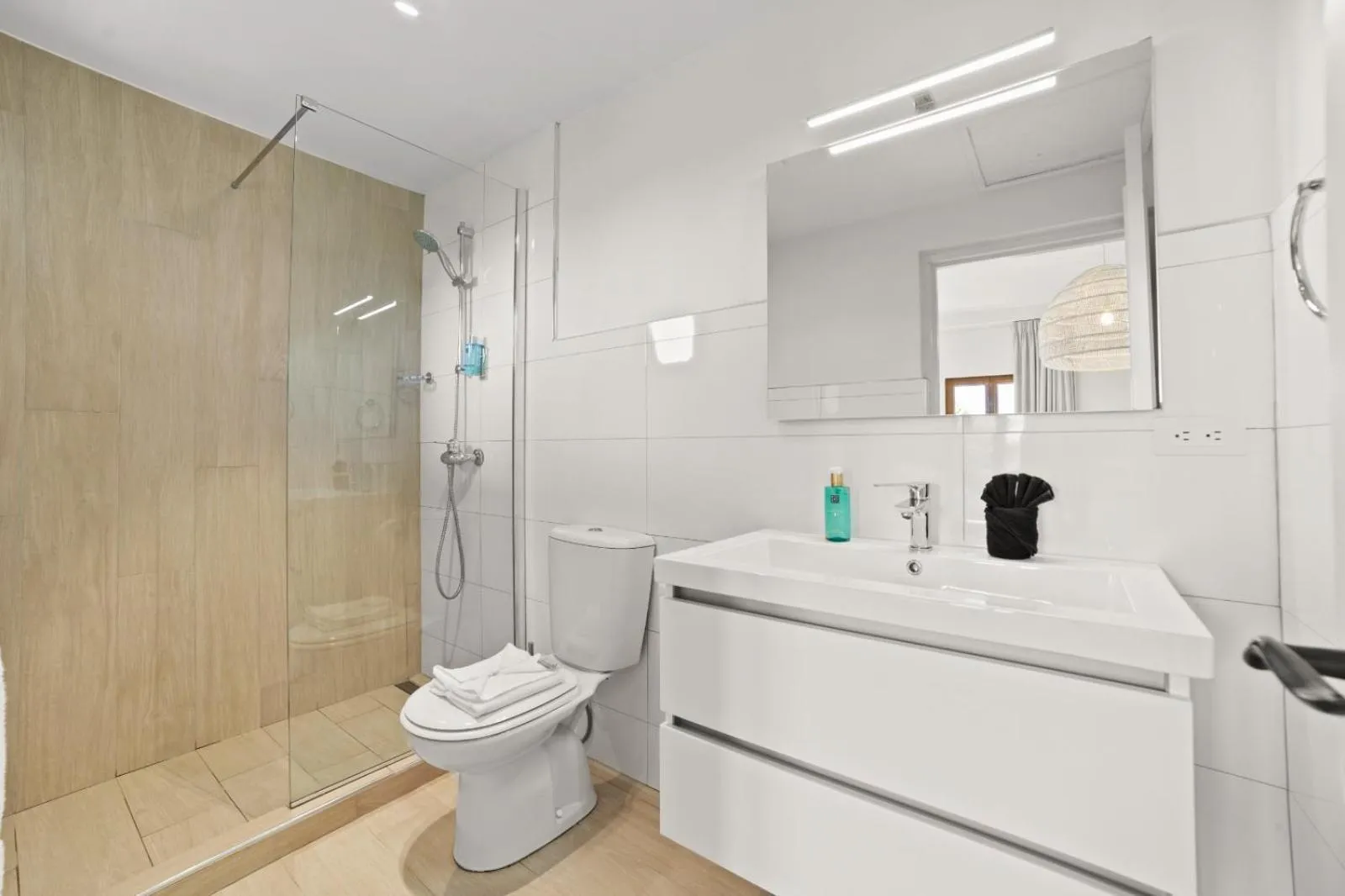 The Bellafonte - Luxury Oceanfront Hotel