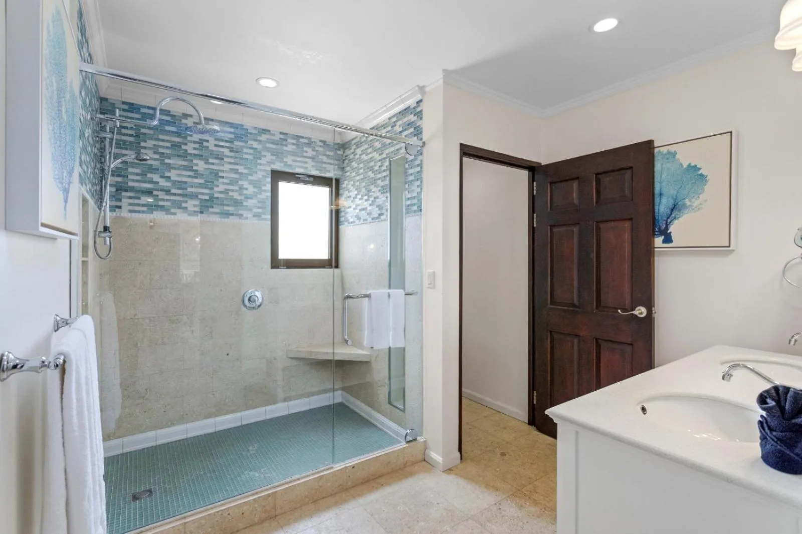 The Bellafonte - Luxury Oceanfront Hotel