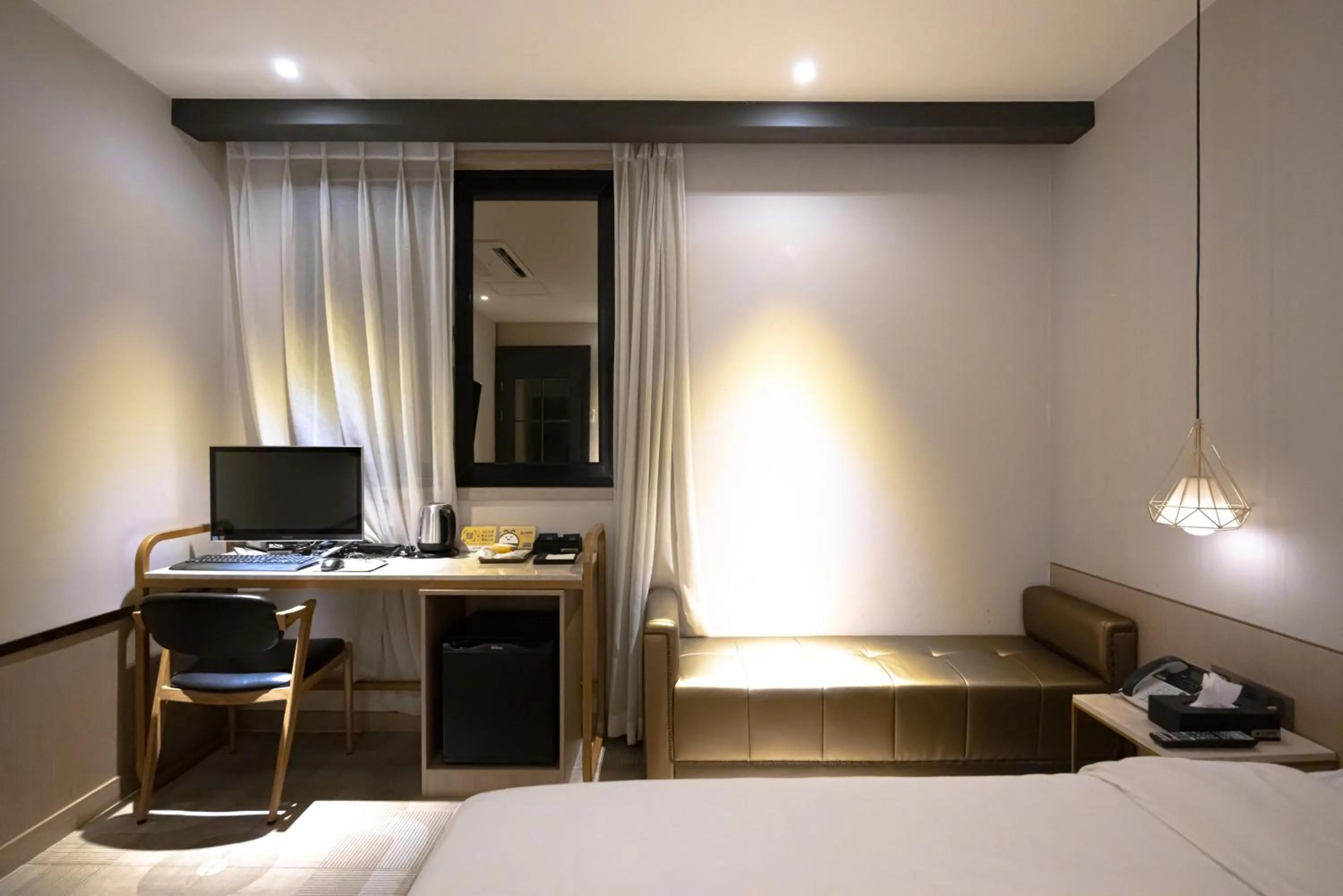 Bedroom, Bed in Hound Hotel Seomyeon-Beomcheon
