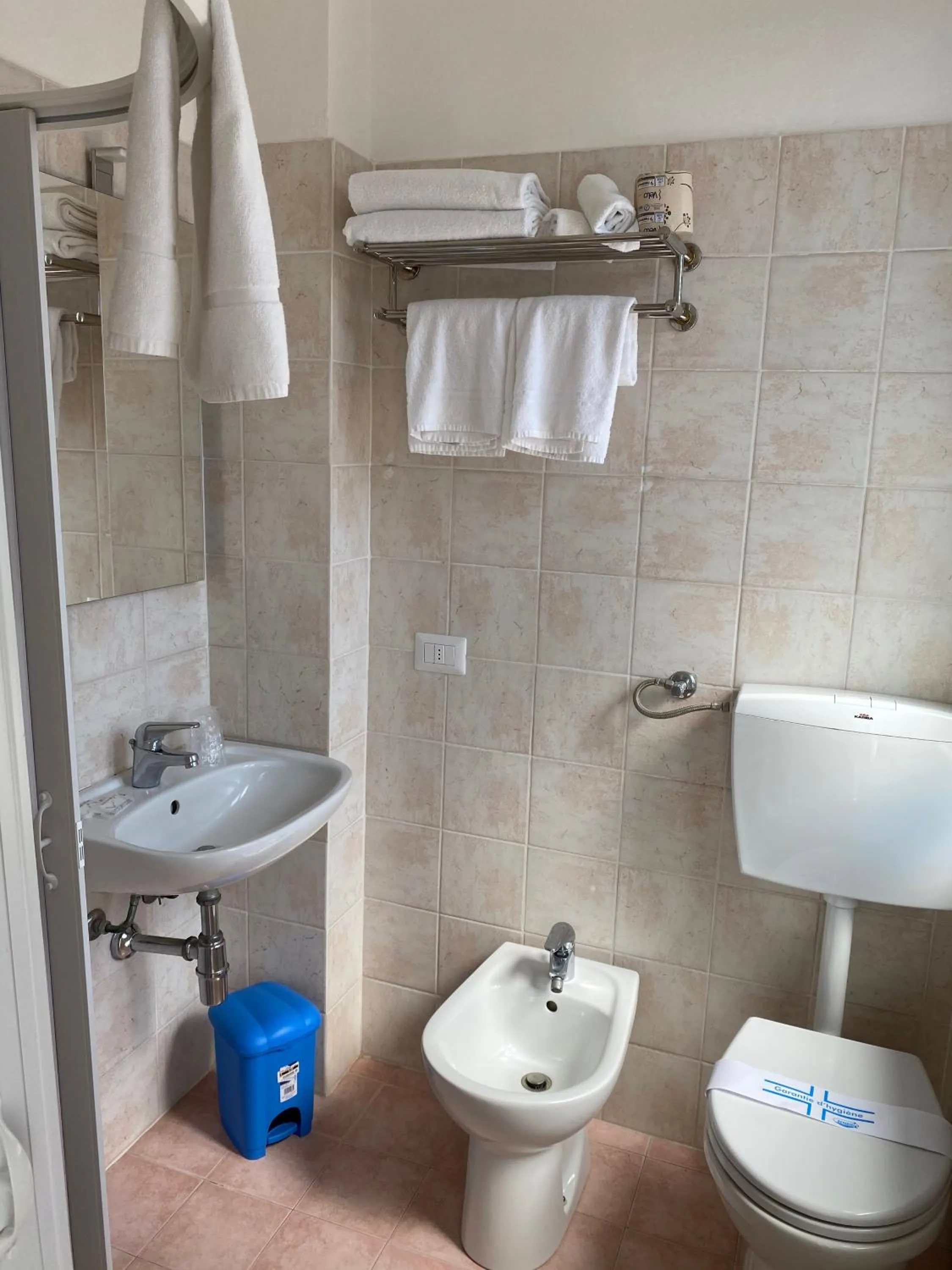 Bathroom in Acquaviva Experience B&B