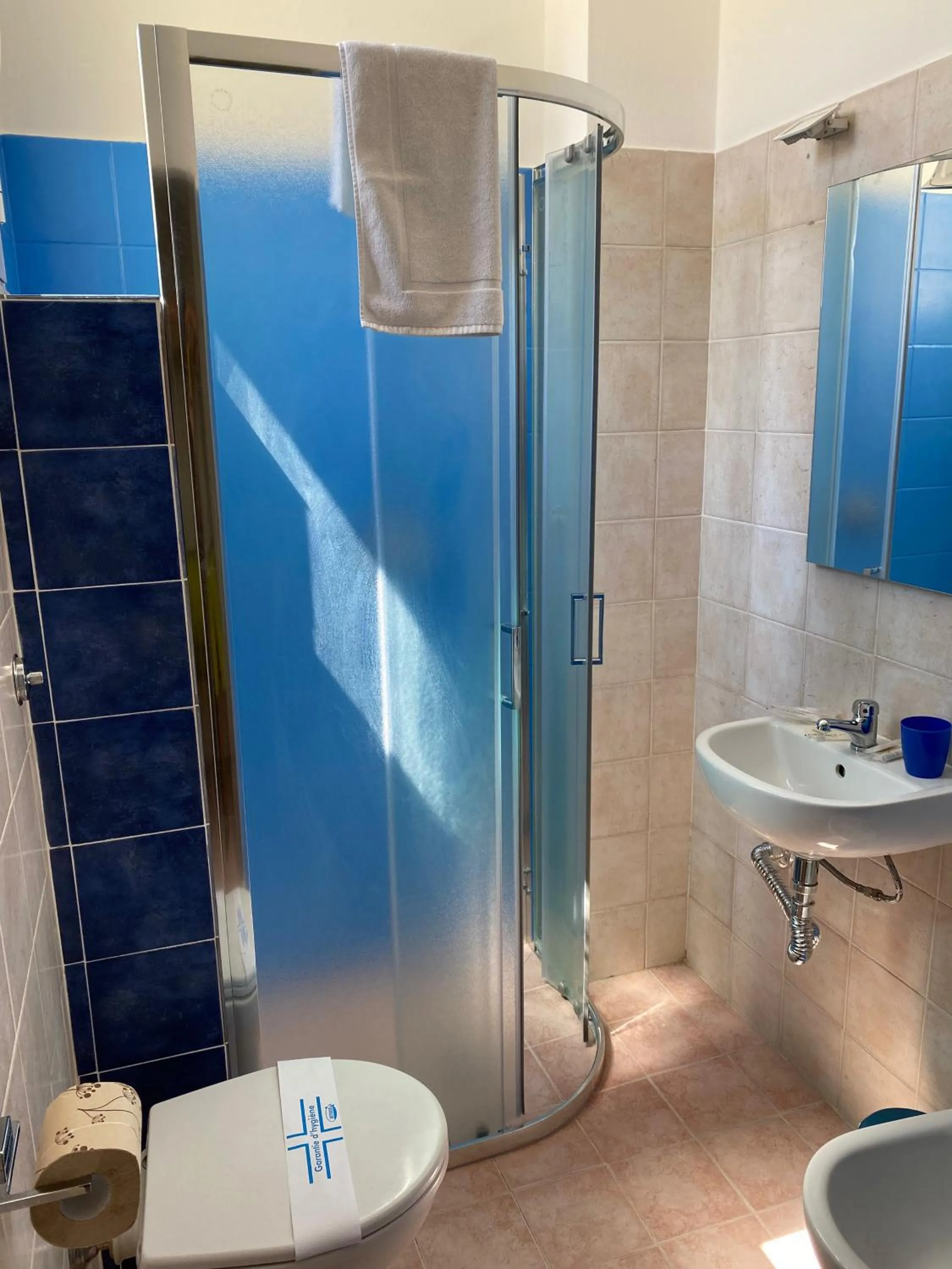 Bathroom in Acquaviva Experience B&B