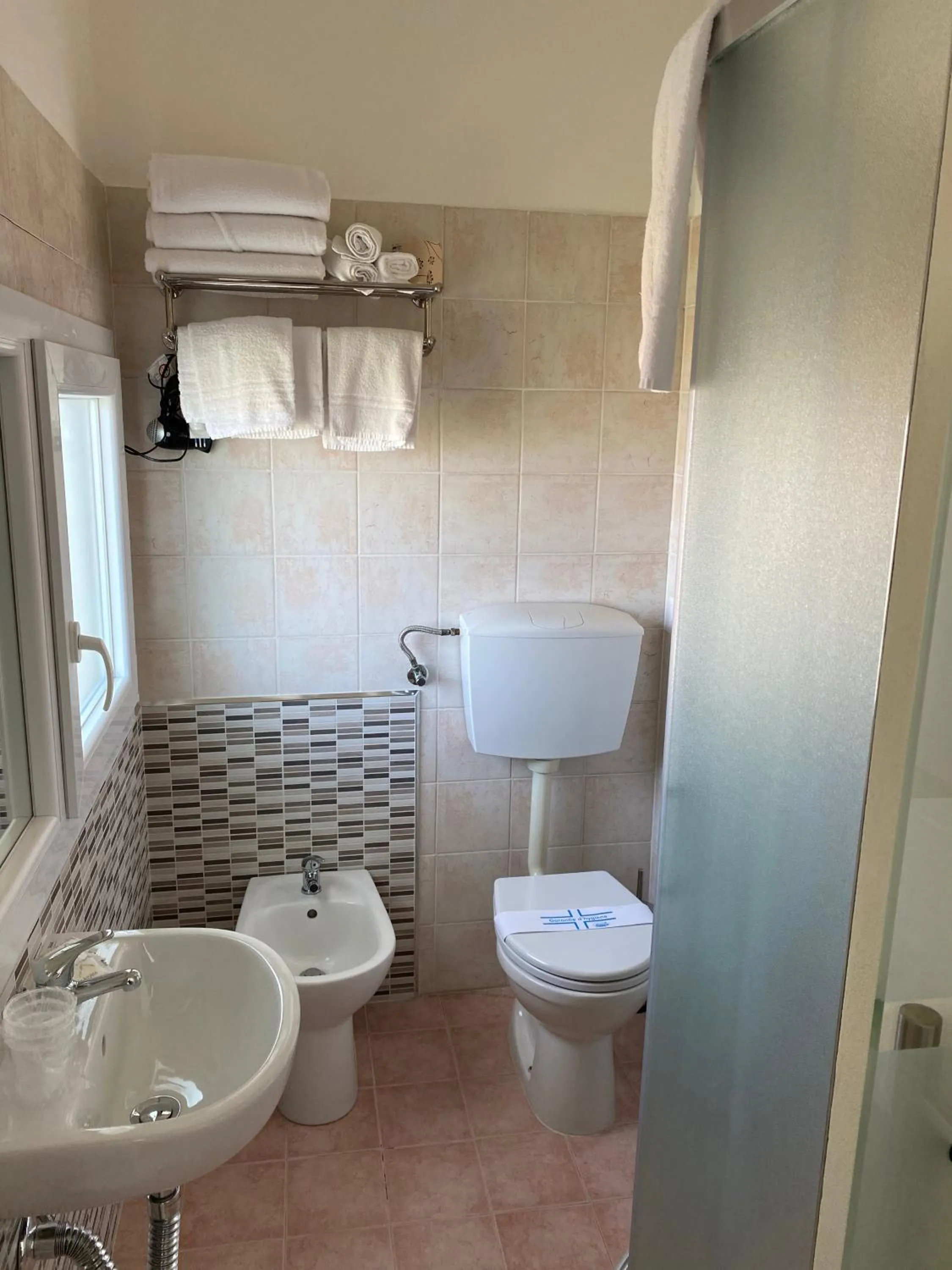 Bathroom in Acquaviva Experience B&B