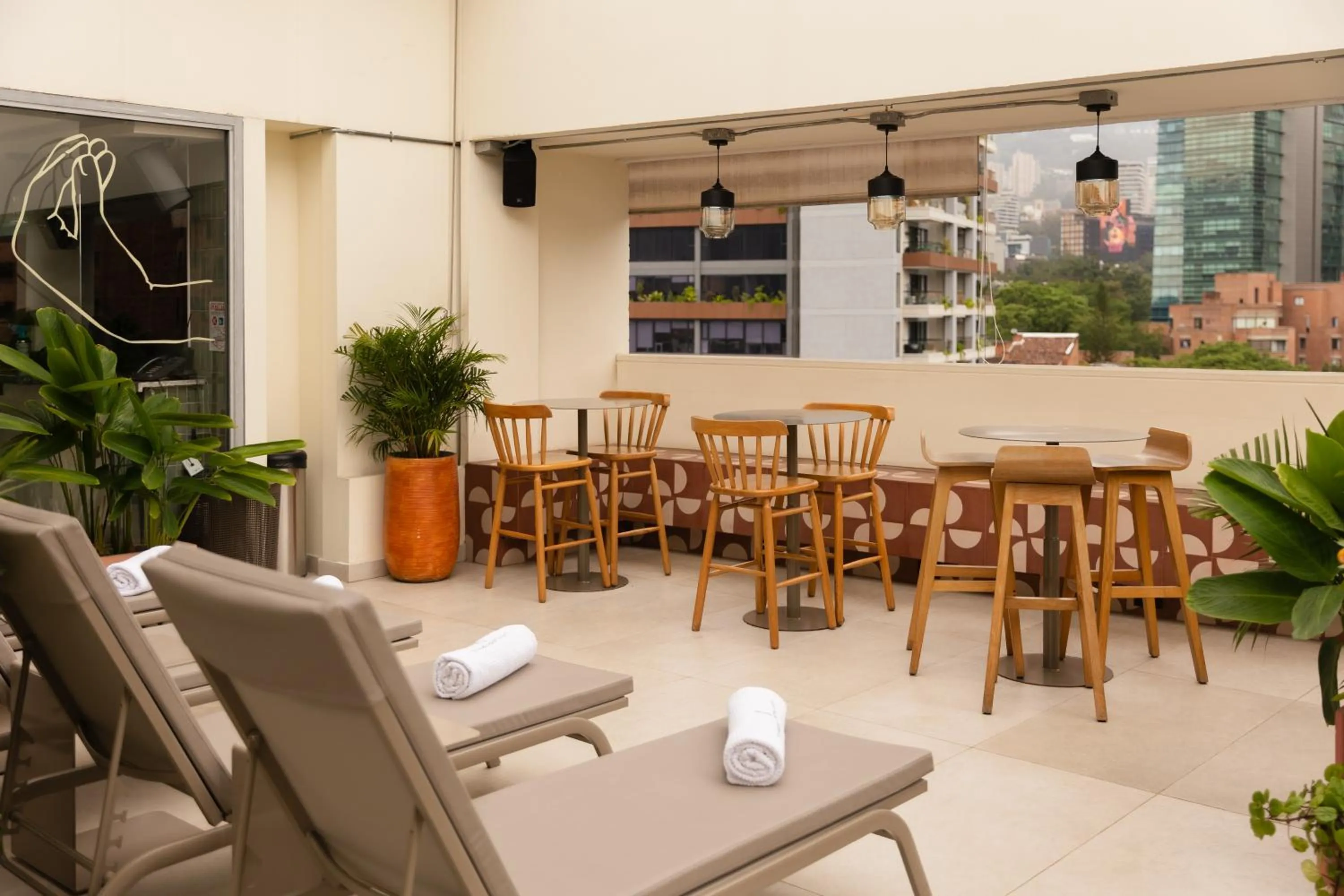 Swimming pool in Sites Hotel