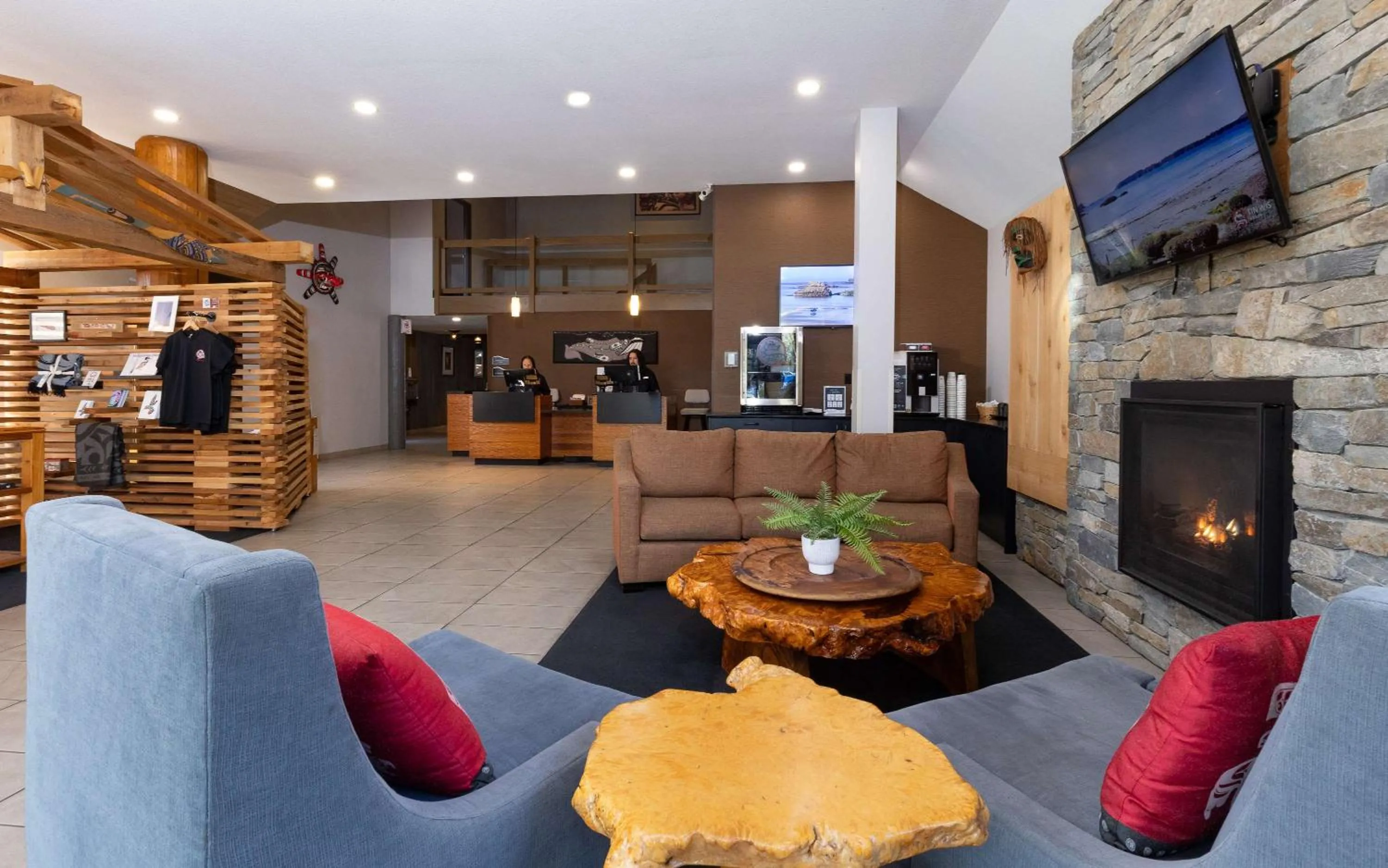 Lobby or reception in Best Western Plus Tin Wis Resort