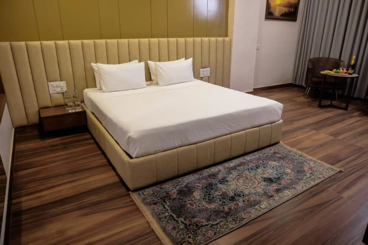 Bed in Seven Sky Clarks Exotica