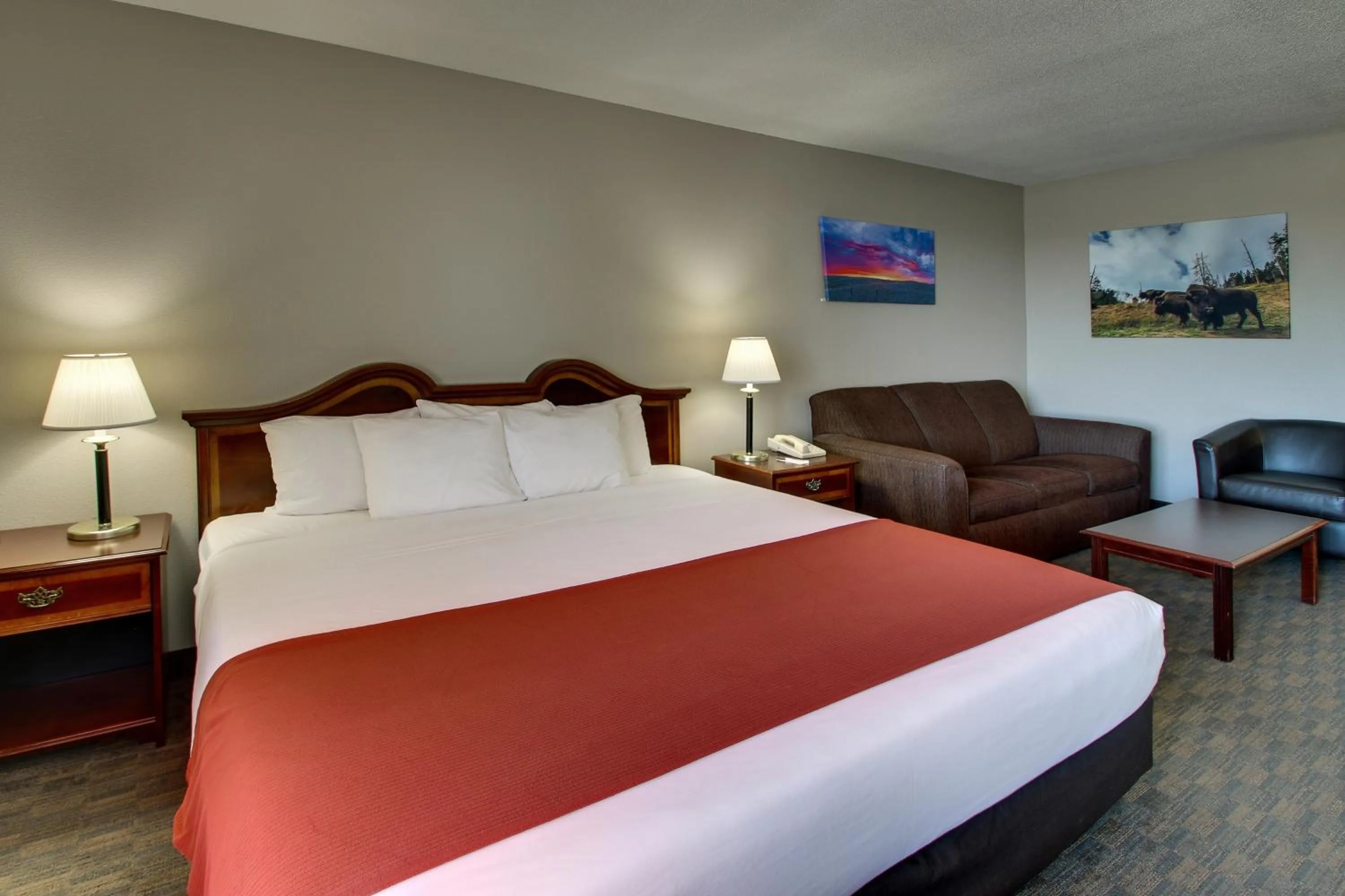 Bed in The Niobrara Lodge