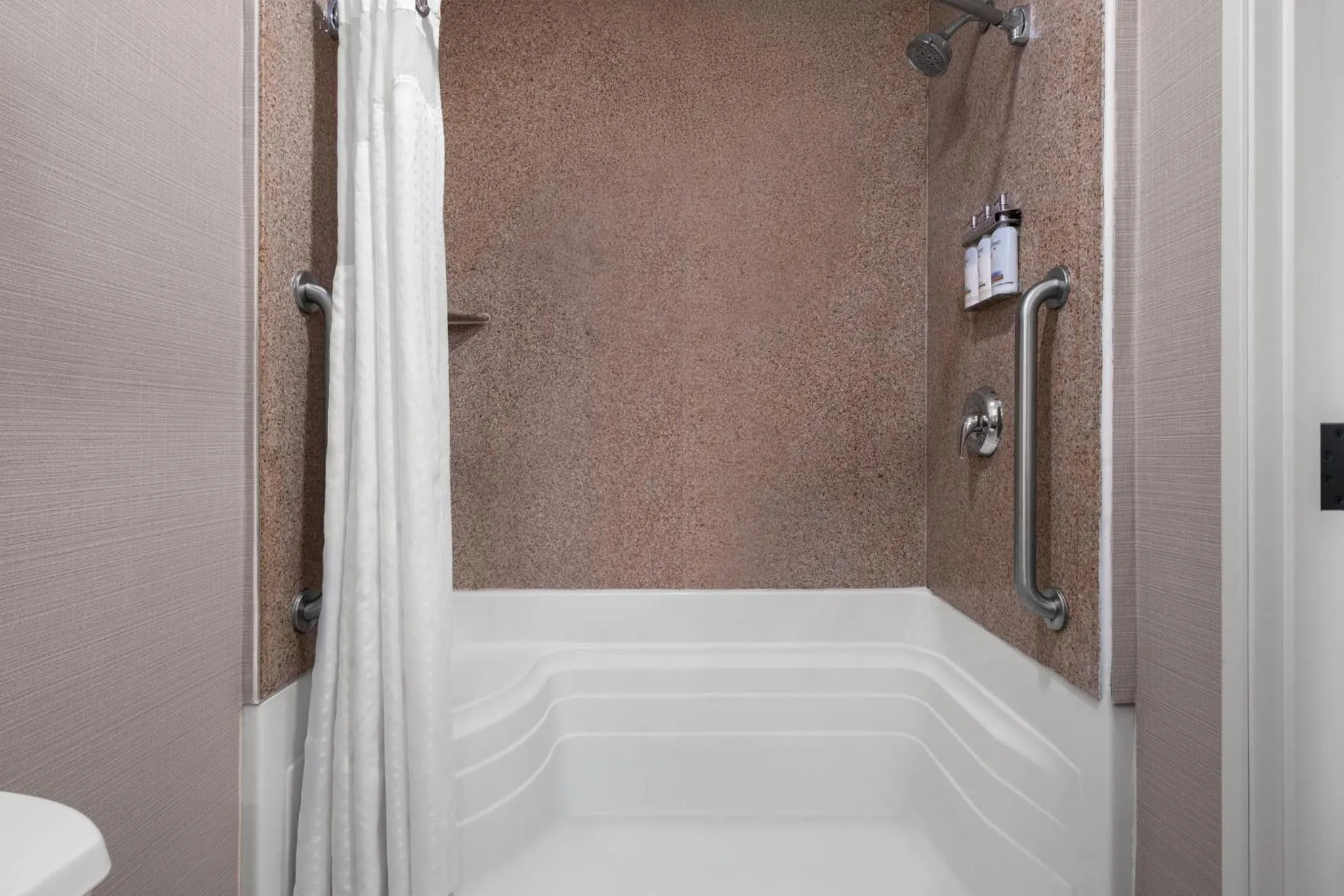 Bathroom in Holiday Inn Stevens Point - Convention Center by IHG