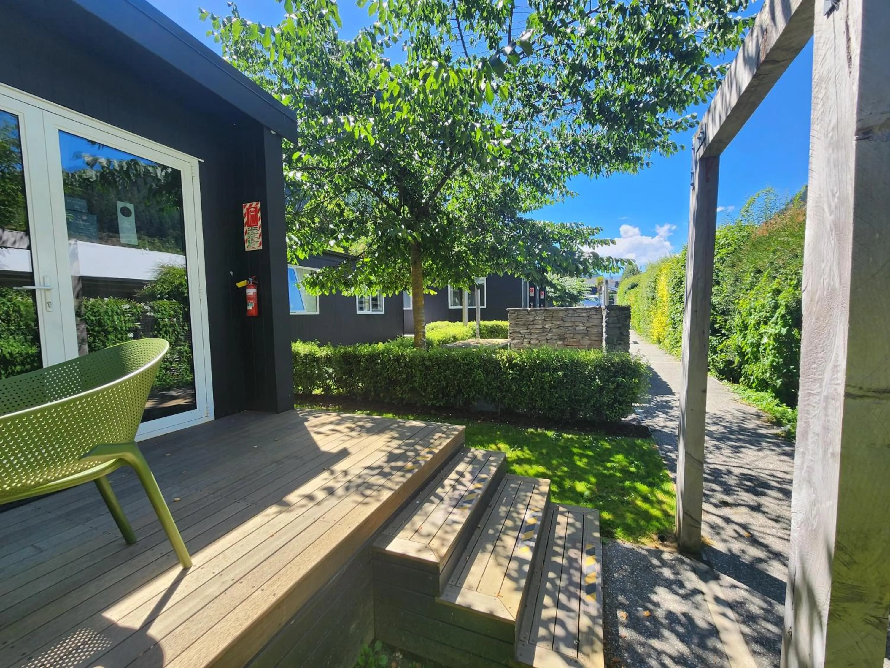 Garden in Pinewood Queenstown