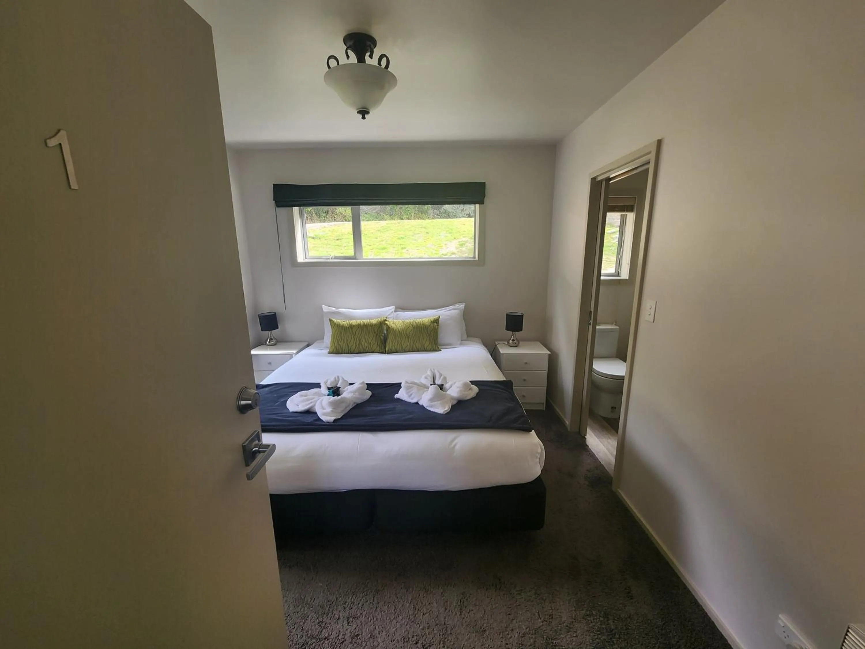 Bed in Pinewood Queenstown