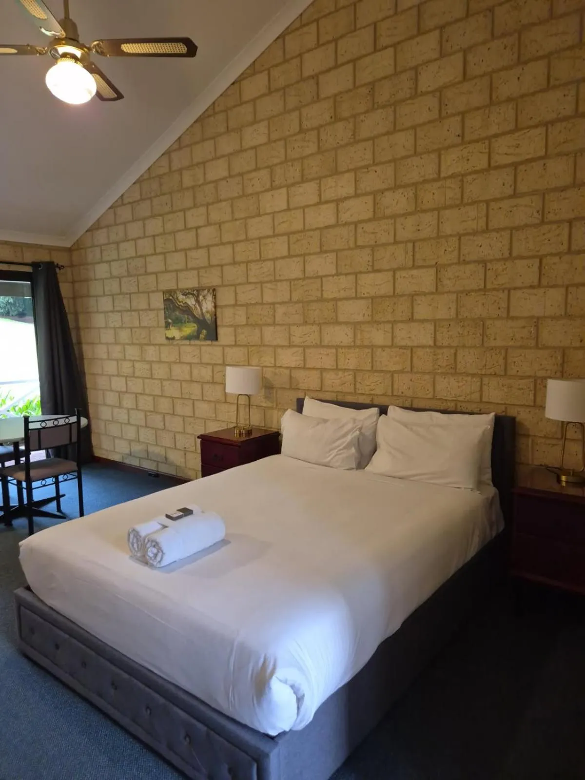 Bed in Karri Forest Motel