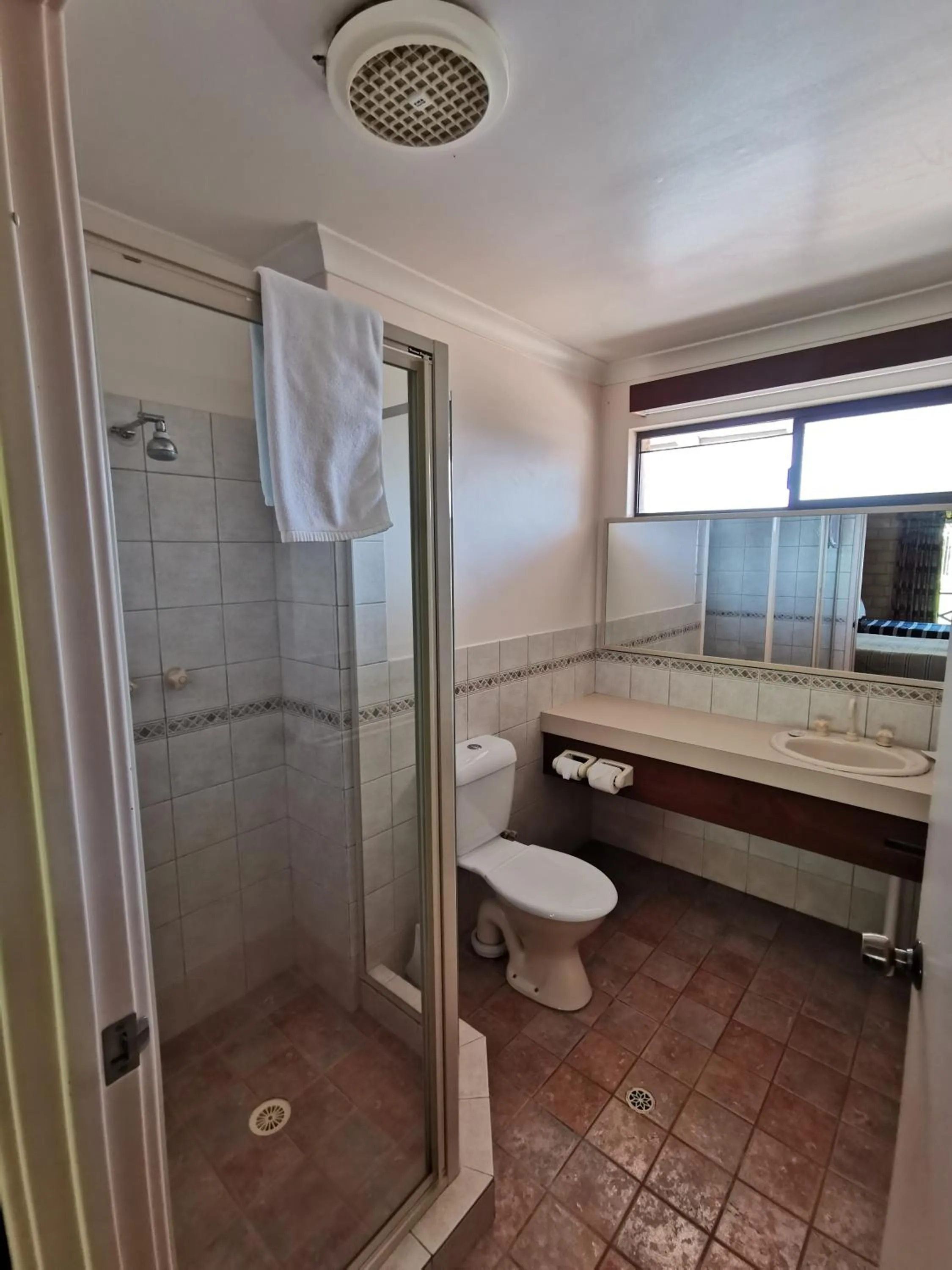 Shower in Karri Forest Motel