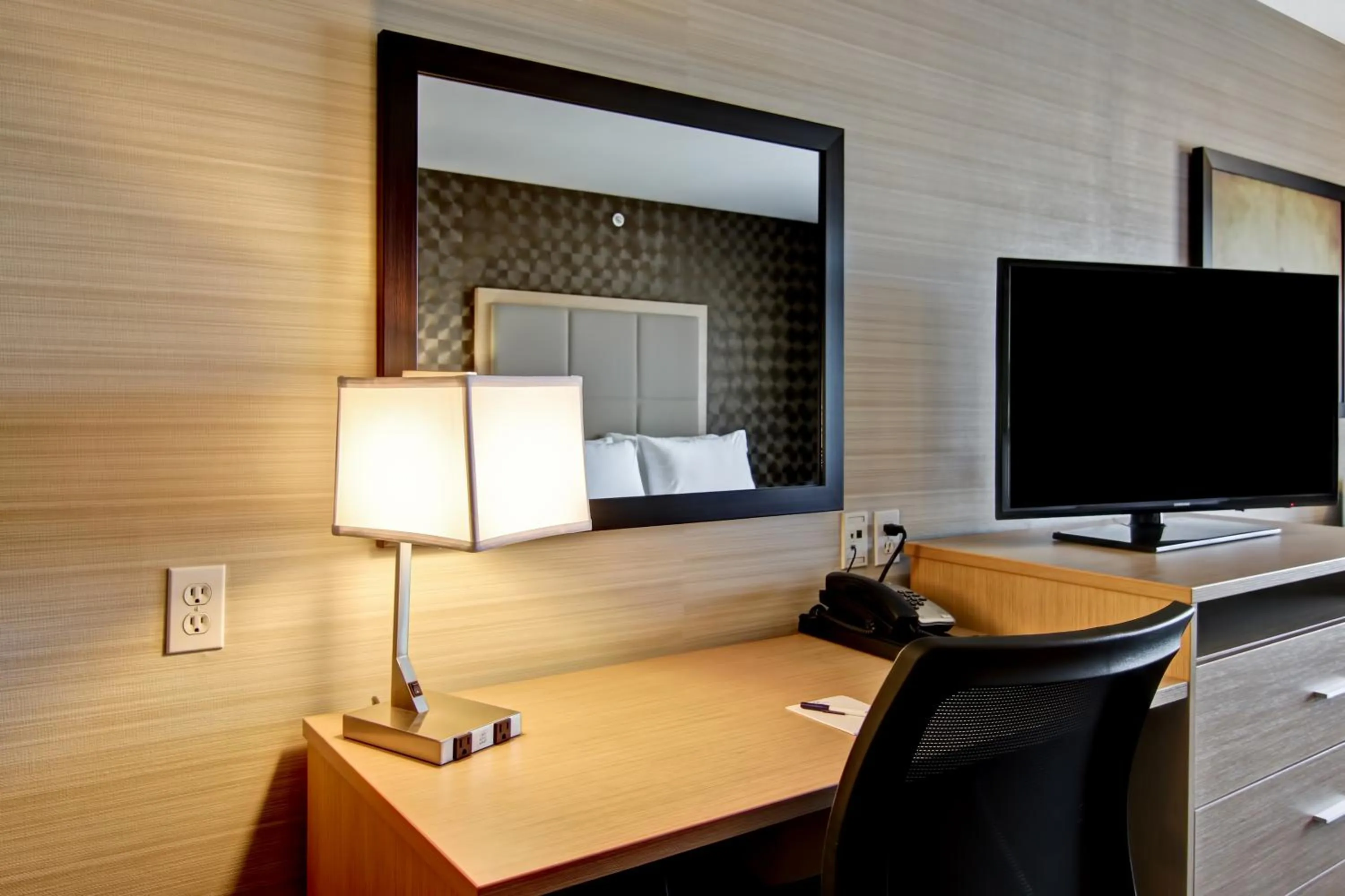 TV and multimedia in Canalta St.Paul