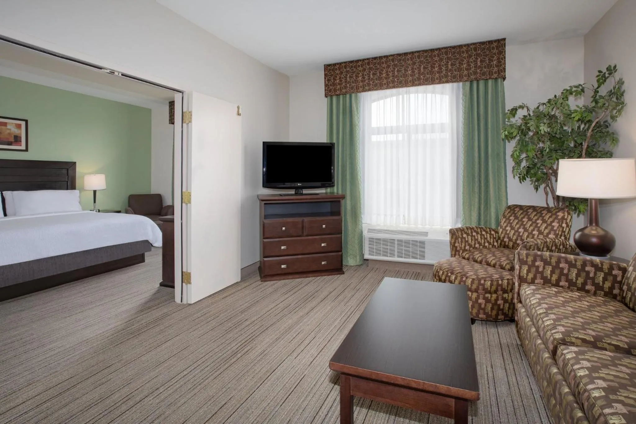 Photo of the whole room, Bed in Holiday Inn Express & Suites Oro Valley-Tucson North by IHG