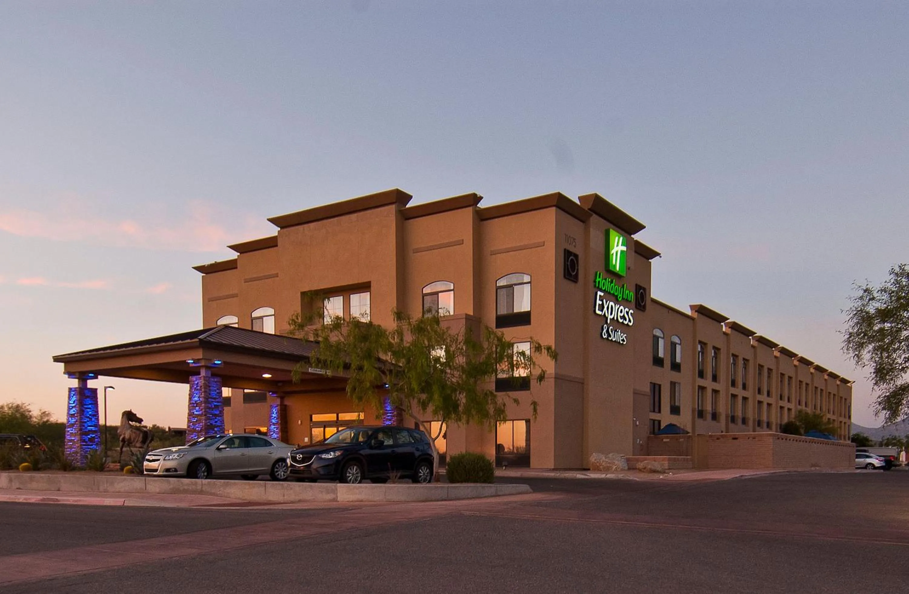 Property building in Holiday Inn Express & Suites Oro Valley-Tucson North by IHG