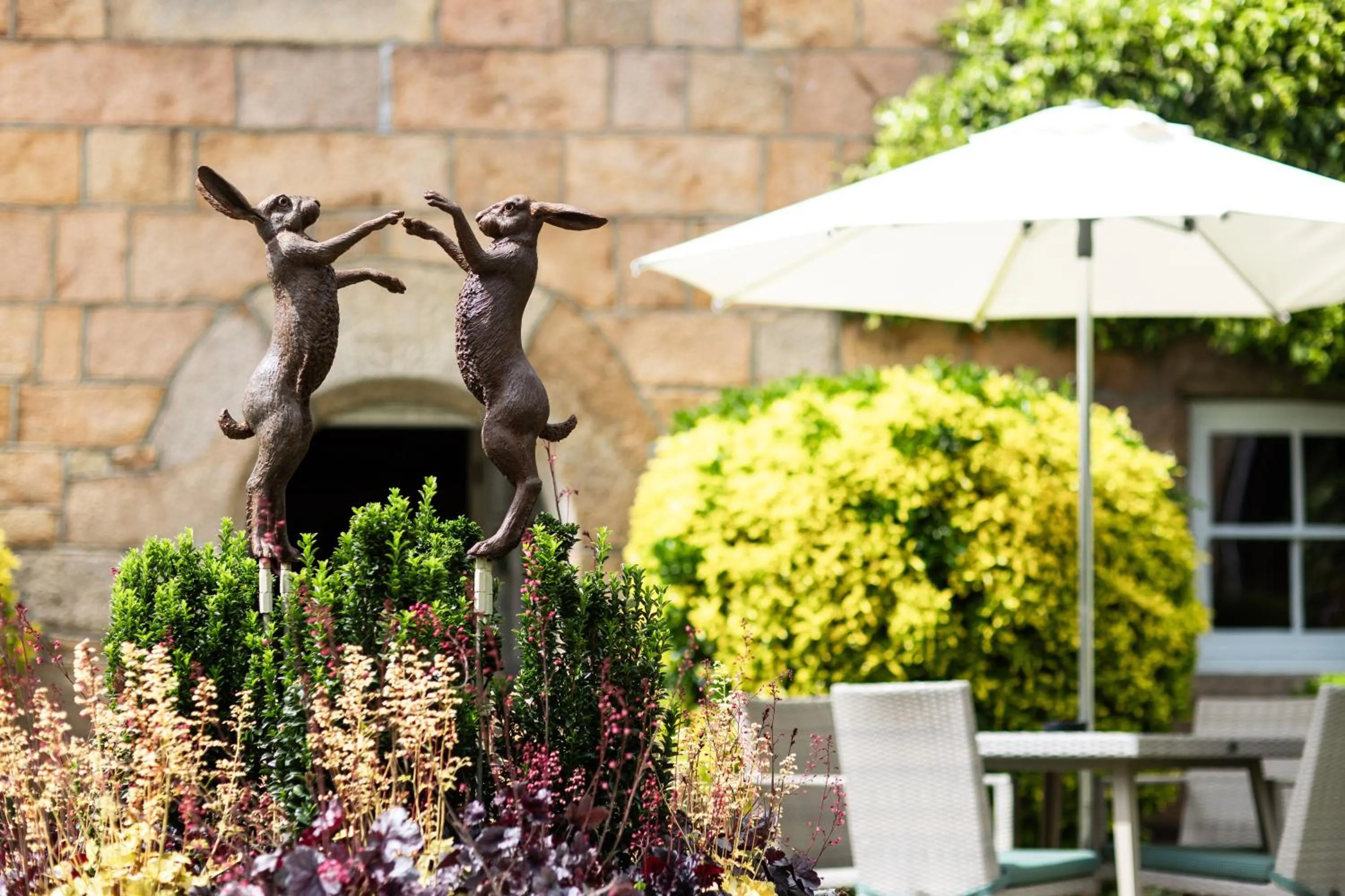 Facade/entrance in Greenhills Country Hotel