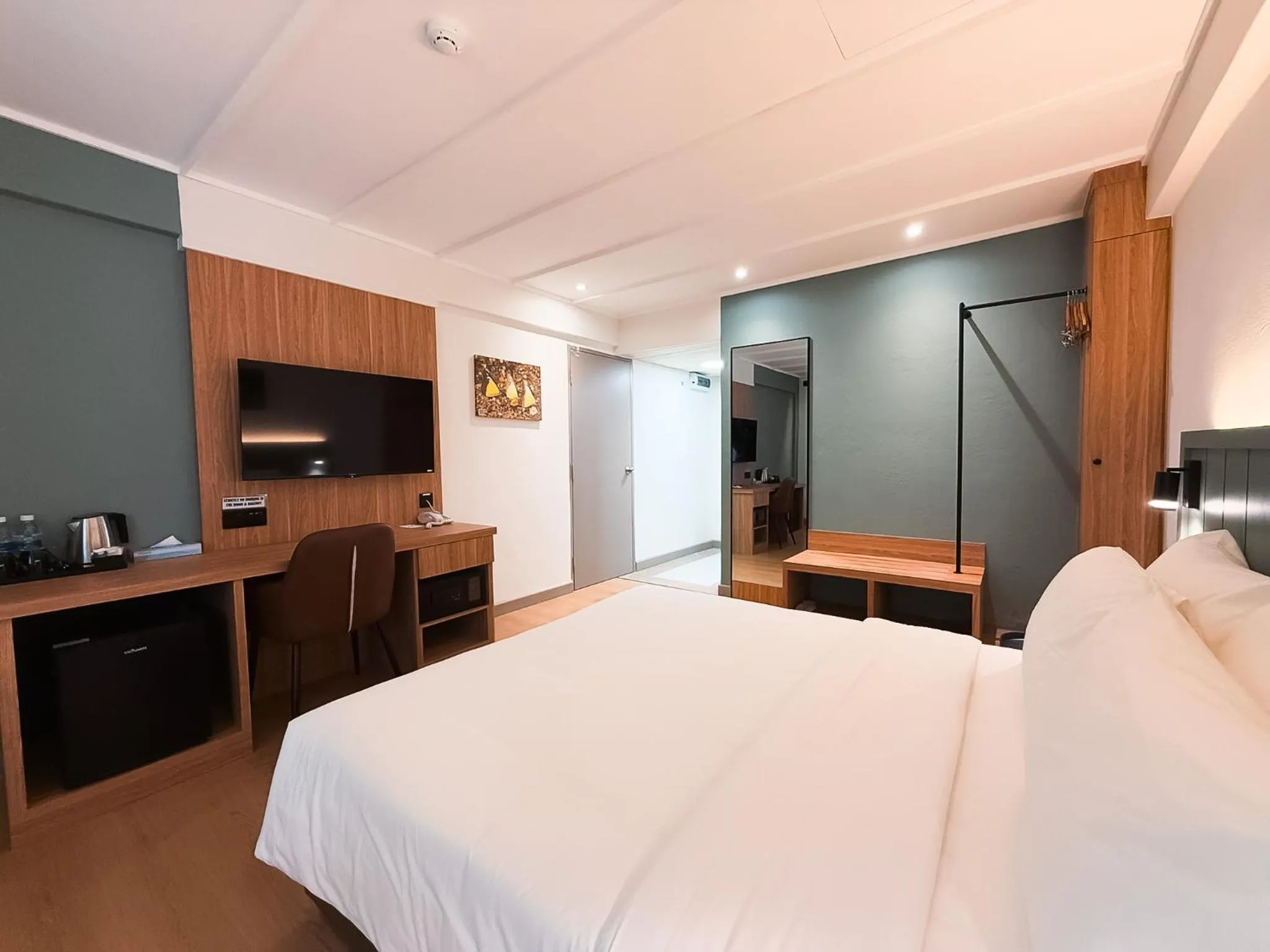 Photo of the whole room, Bed in Wyndham Garden Shahzan Fraser's Hill