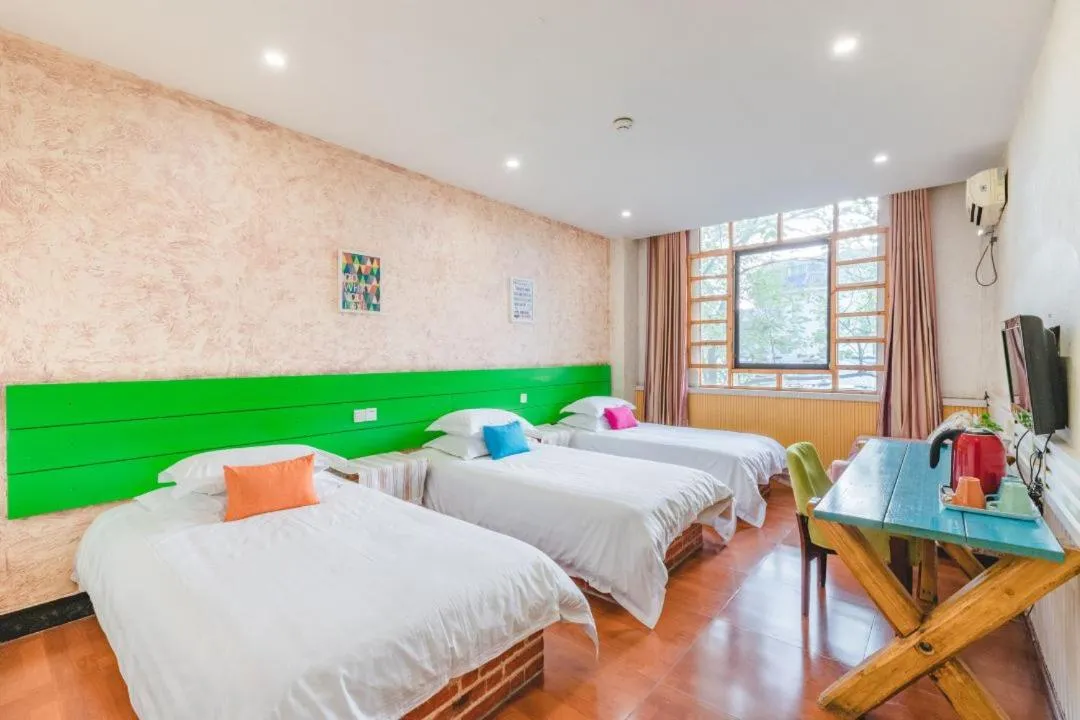 Chengdu Dreams Travel International Youth Hostel