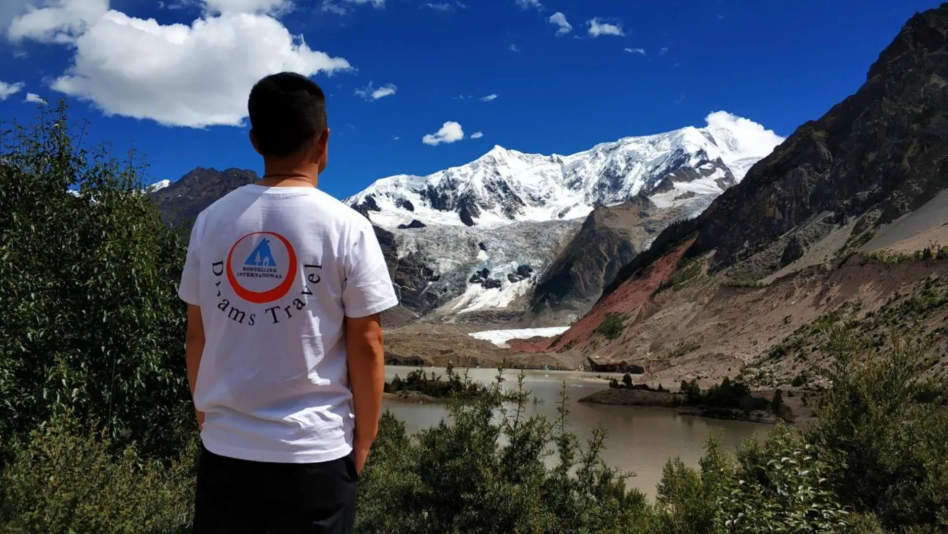 Chengdu Dreams Travel International Youth Hostel