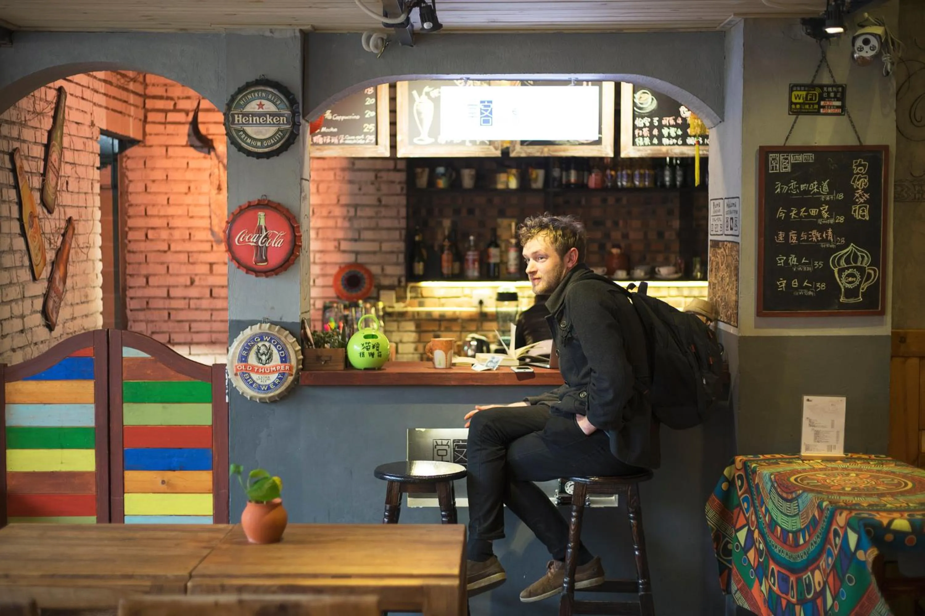 Lounge or bar in Chengdu Dreams Travel International Youth Hostel