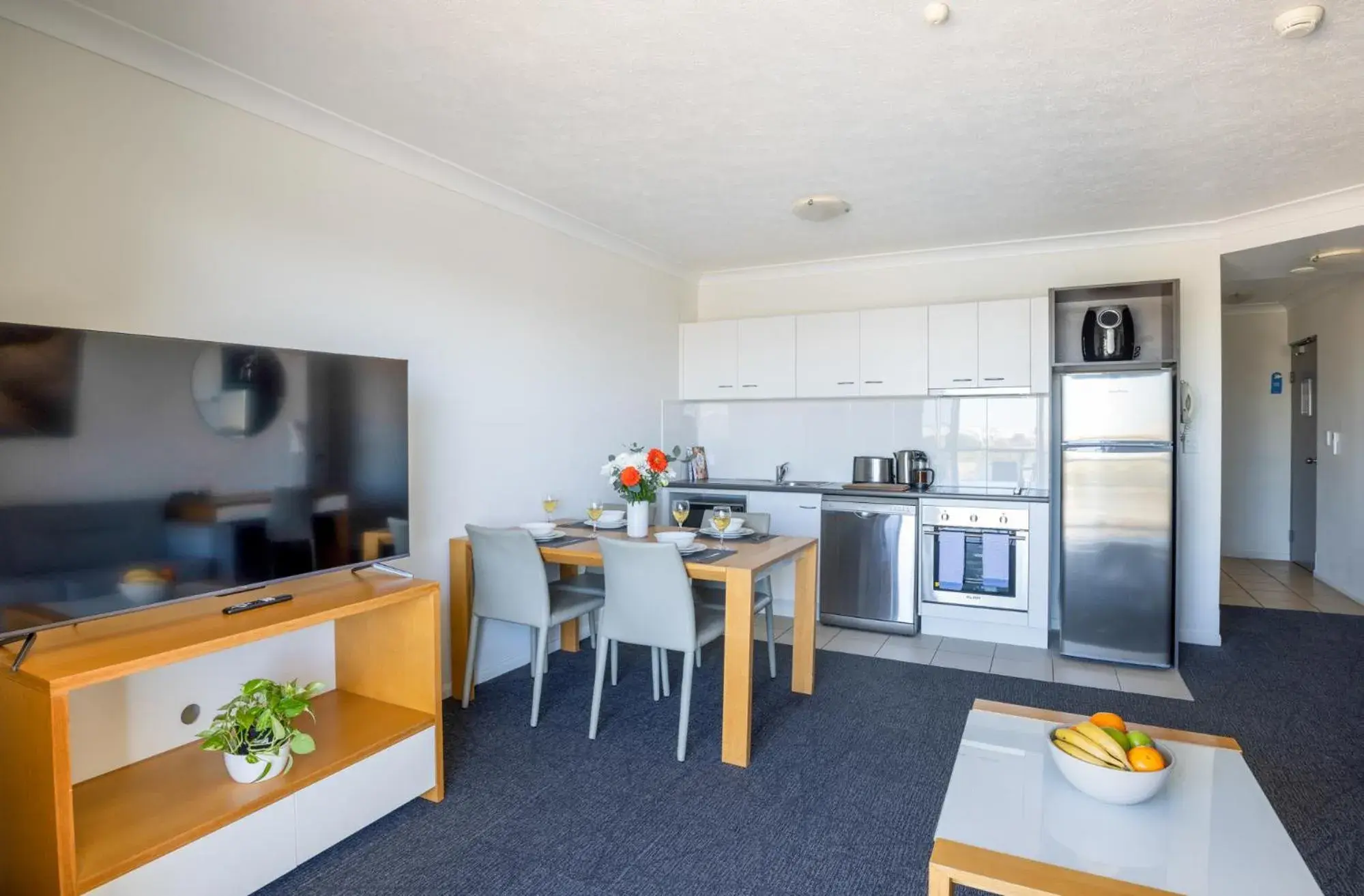 Two Bedroom Interconnecting Residence in Aligned Corporate Residences Townsville Two Bedroom Interconnecting Residence in Aligned Corporate Residences Townsville