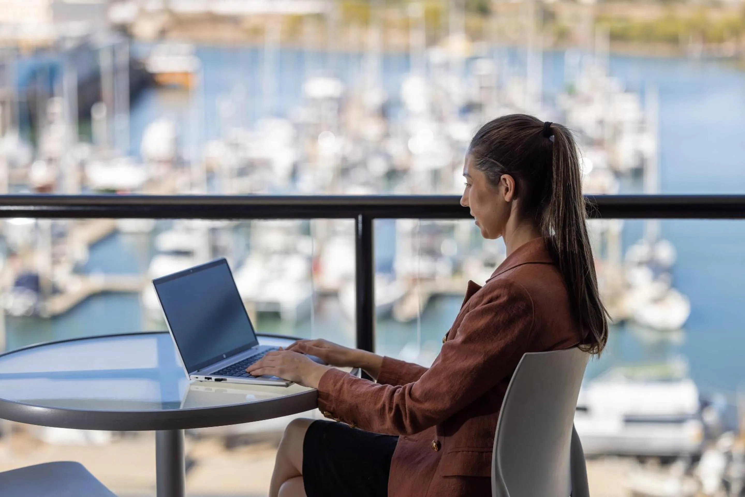 Bedroom in MainStay Suites Townsville