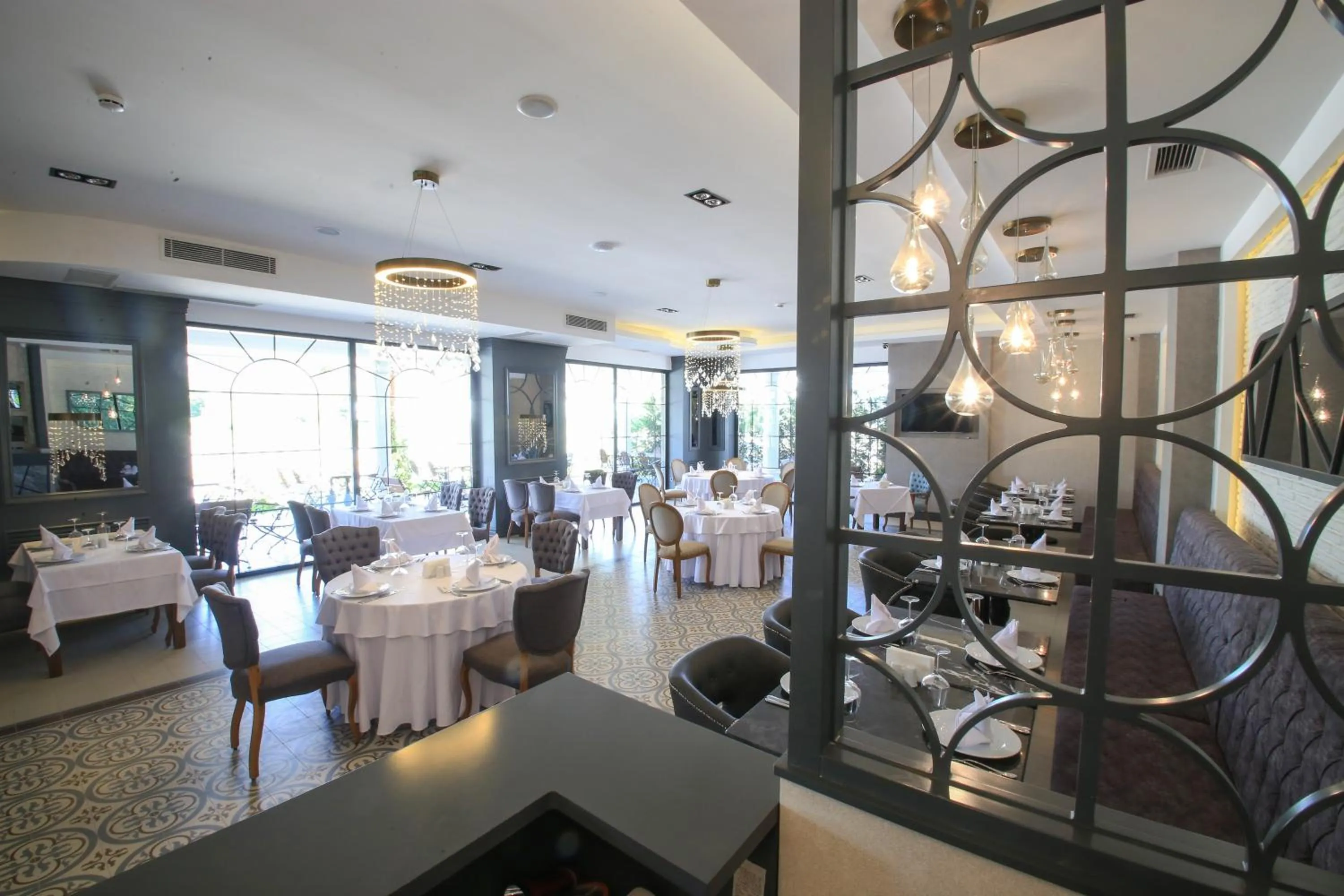 Restaurant/places to eat in AYMİRA HOTEL & SPA