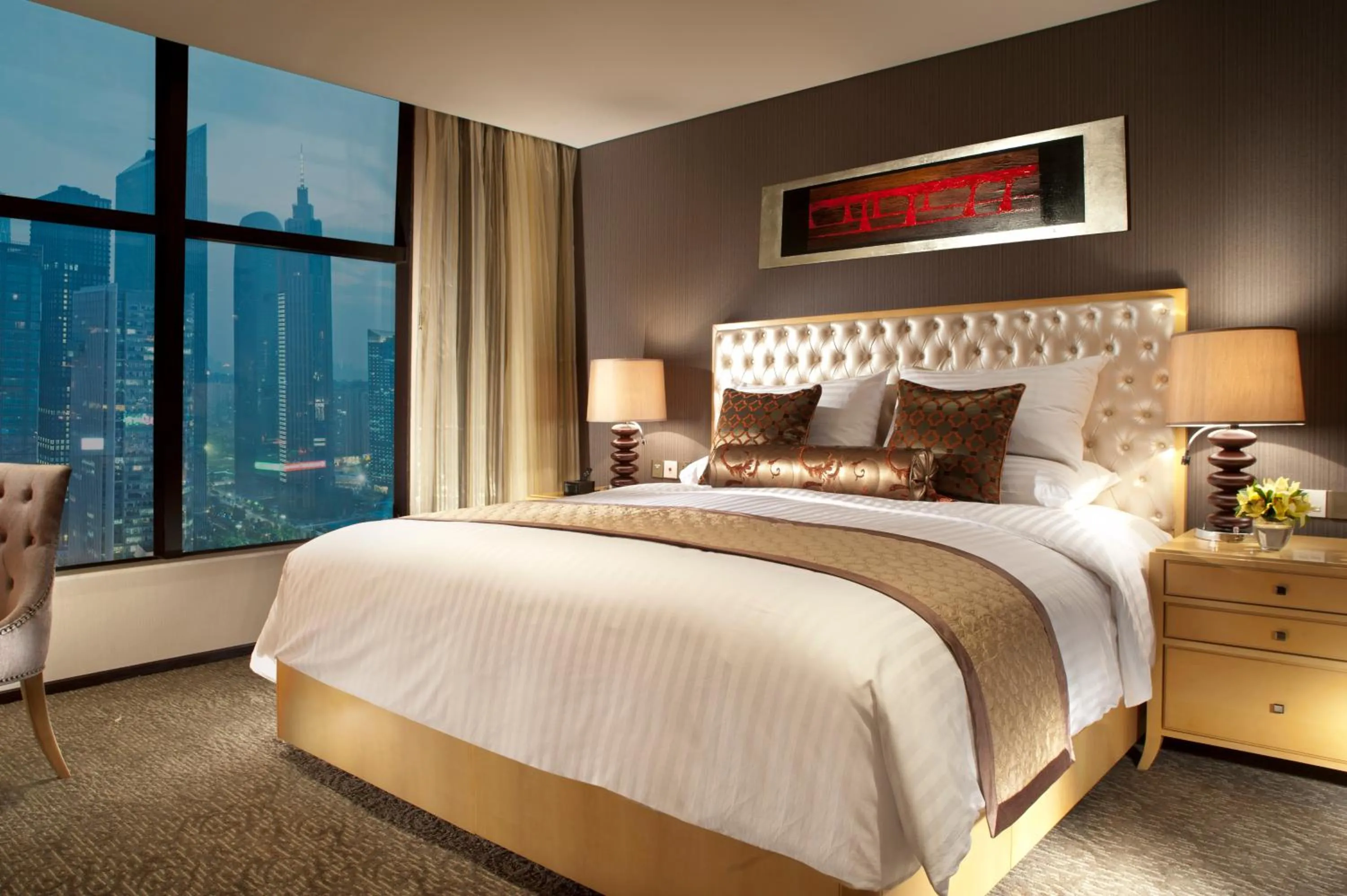 Bed in Oakwood Premier Guangzhou