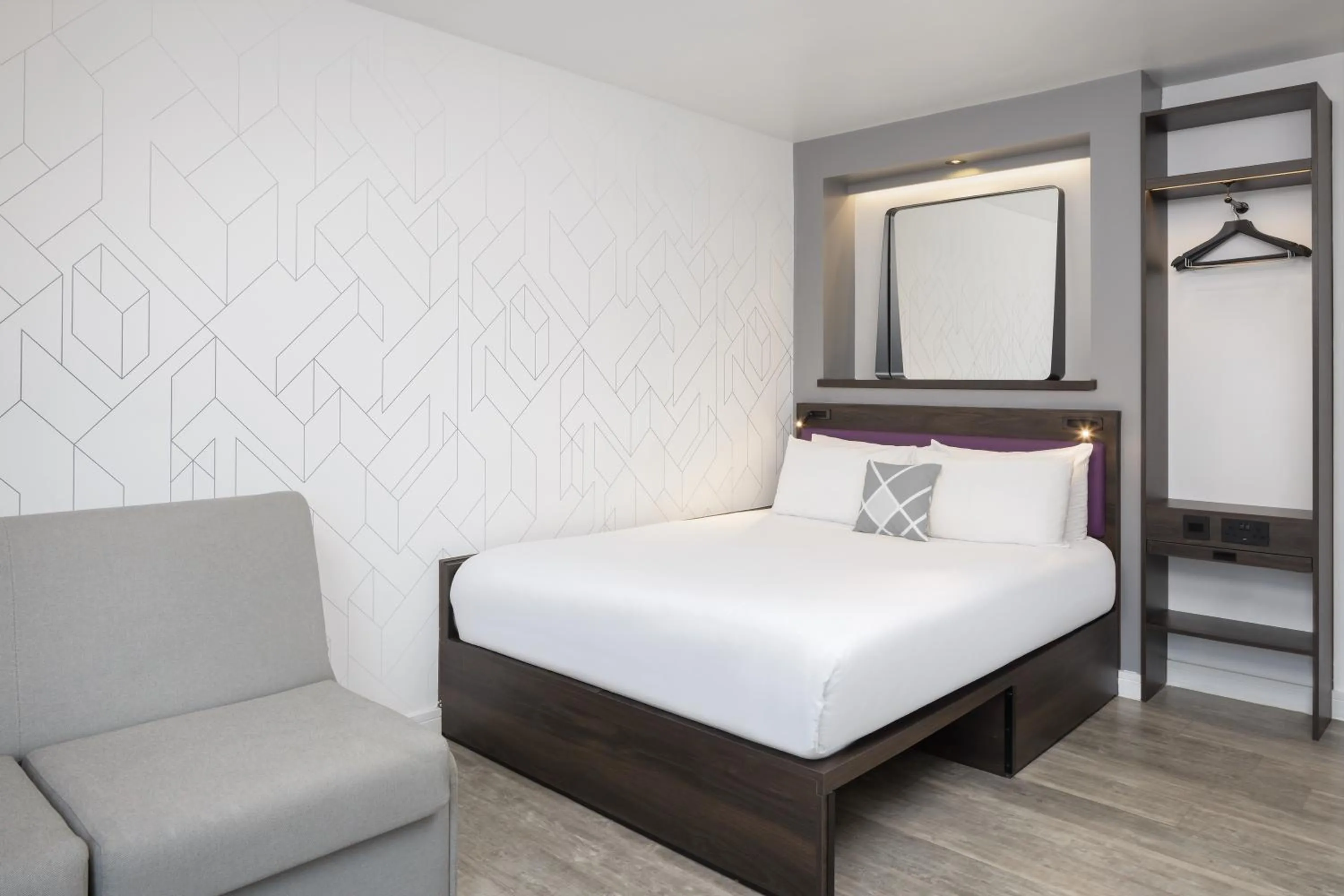 Bedroom, Bed in Four Points Flex by Sheraton London Shoreditch East