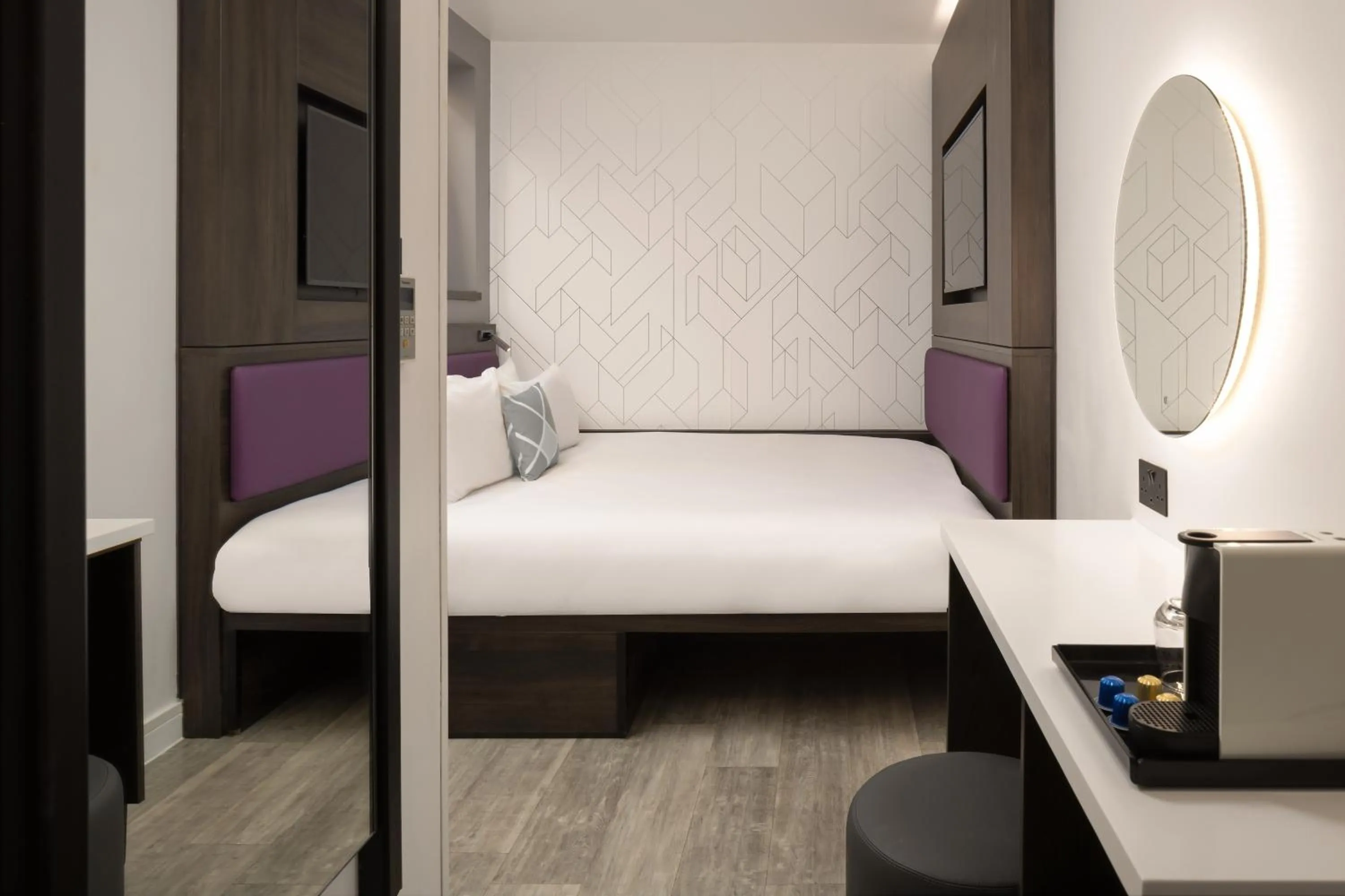 Bedroom, Bed in Four Points Flex by Sheraton London Shoreditch East