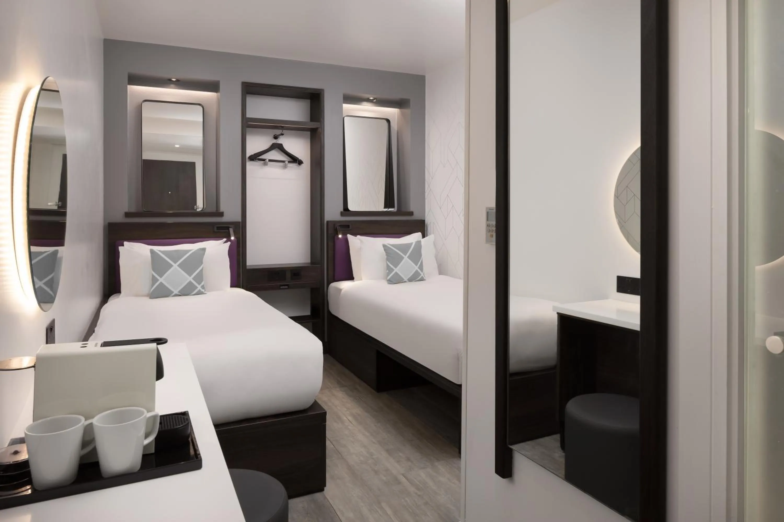Bedroom, Bed in Four Points Flex by Sheraton London Shoreditch East